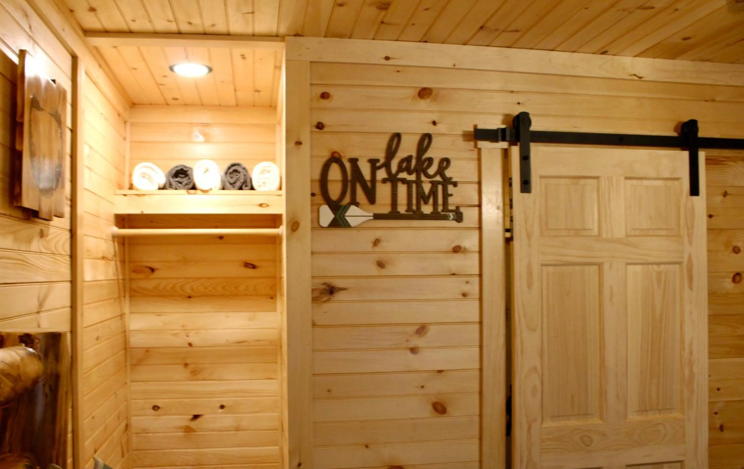 The Sundowner on Lake George