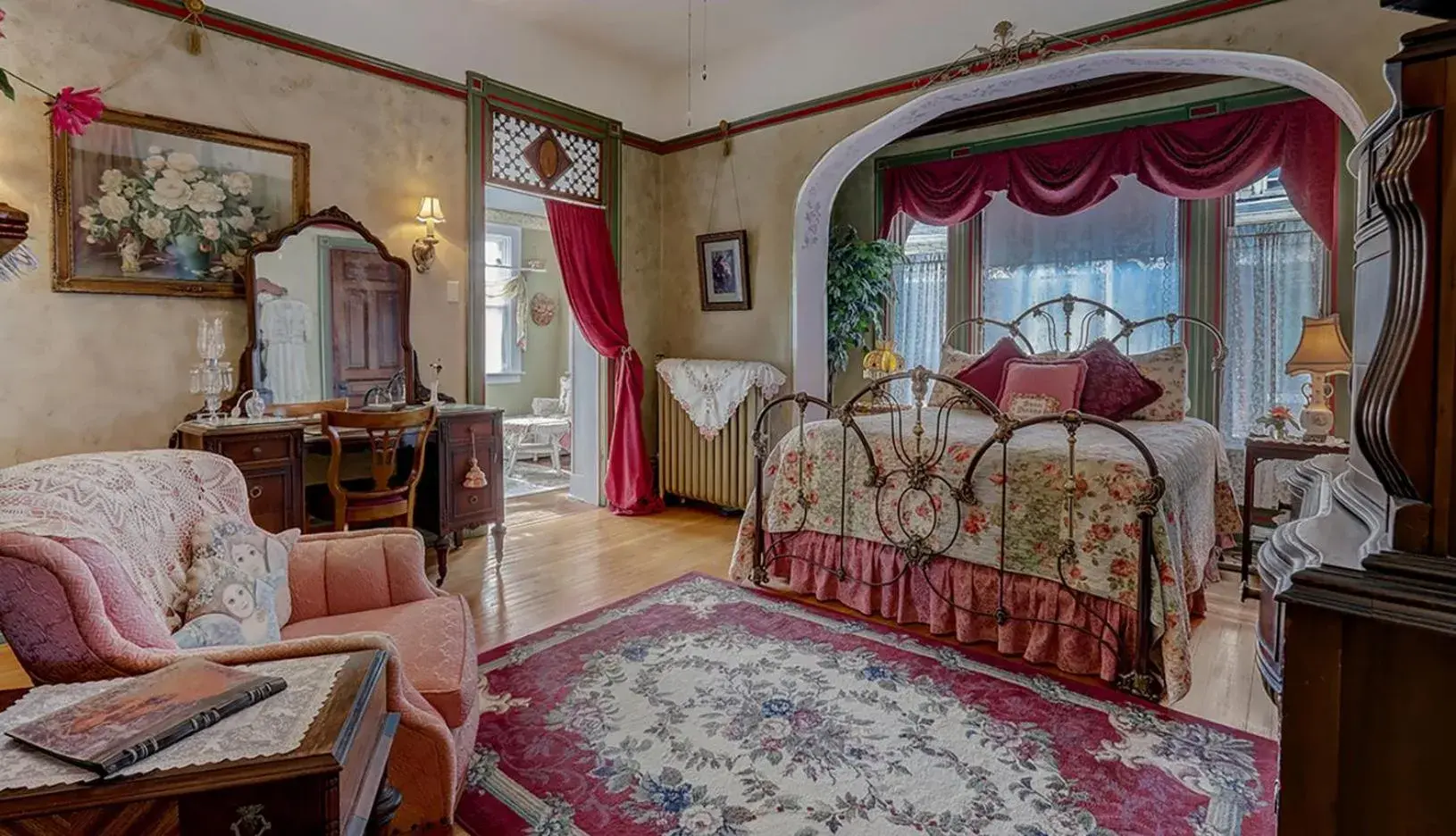 Bedroom, Bed in Schuster Mansion Bed & Breakfast Bedroom, Bed in Schuster Mansion Bed & Breakfast