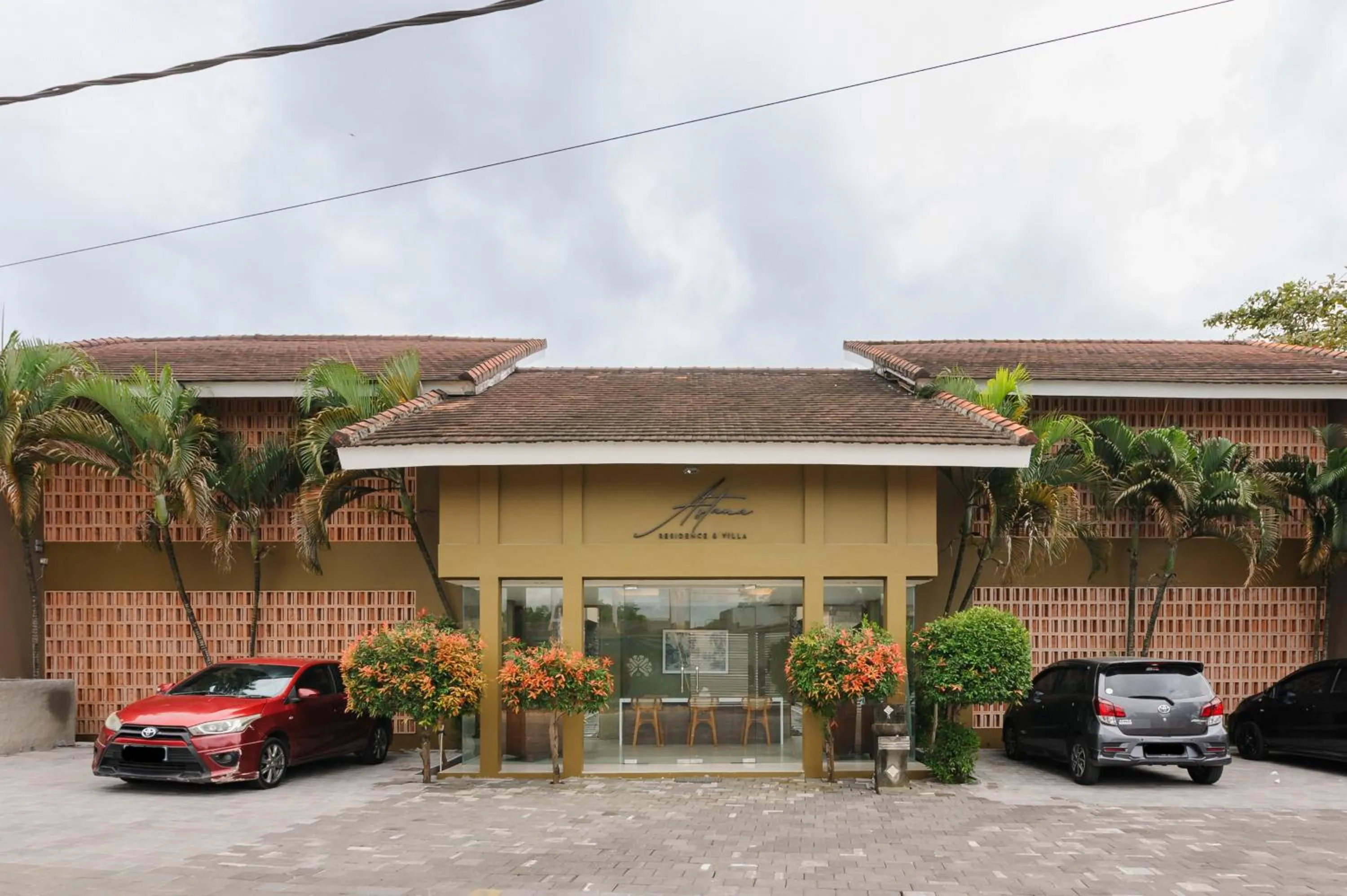 Facade/entrance in Sans Vibes Astana Residence Seminyak