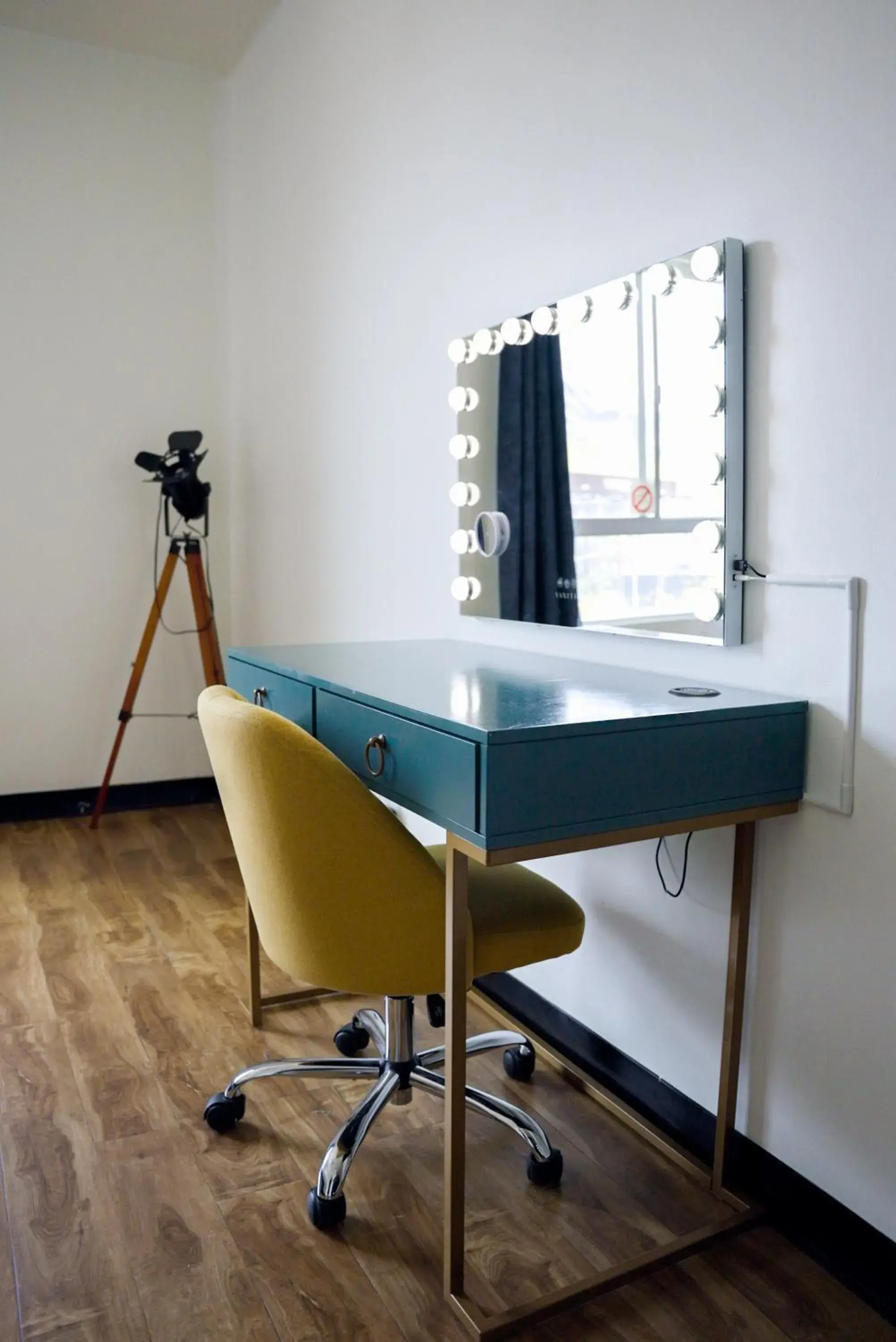 Bedroom in Samesun Hollywood Hotel & Hostel Bedroom in Samesun Hollywood Hotel & Hostel