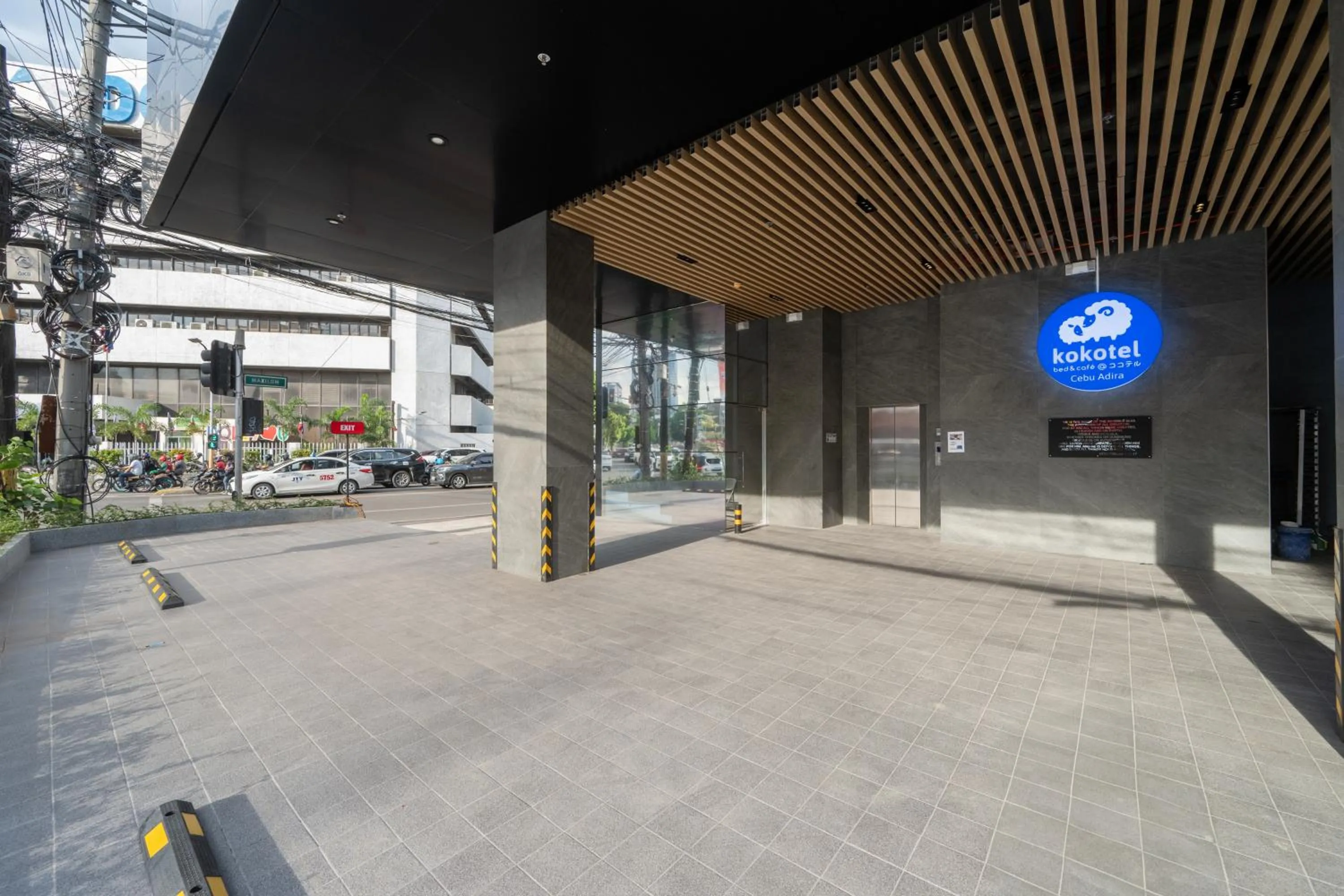 Property building in Kokotel Cebu Adira