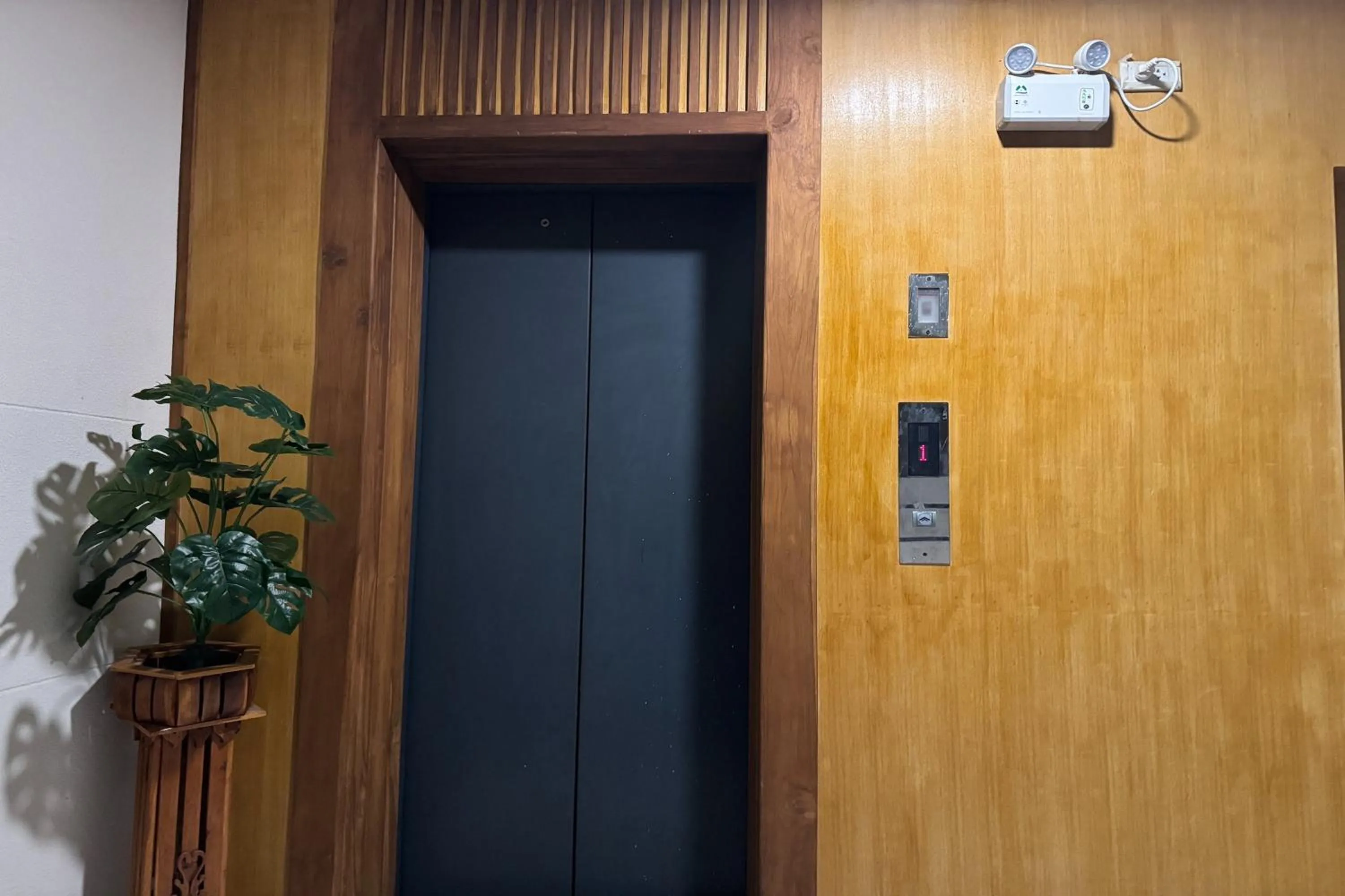 elevator in Eastan Golf View ChiangMai