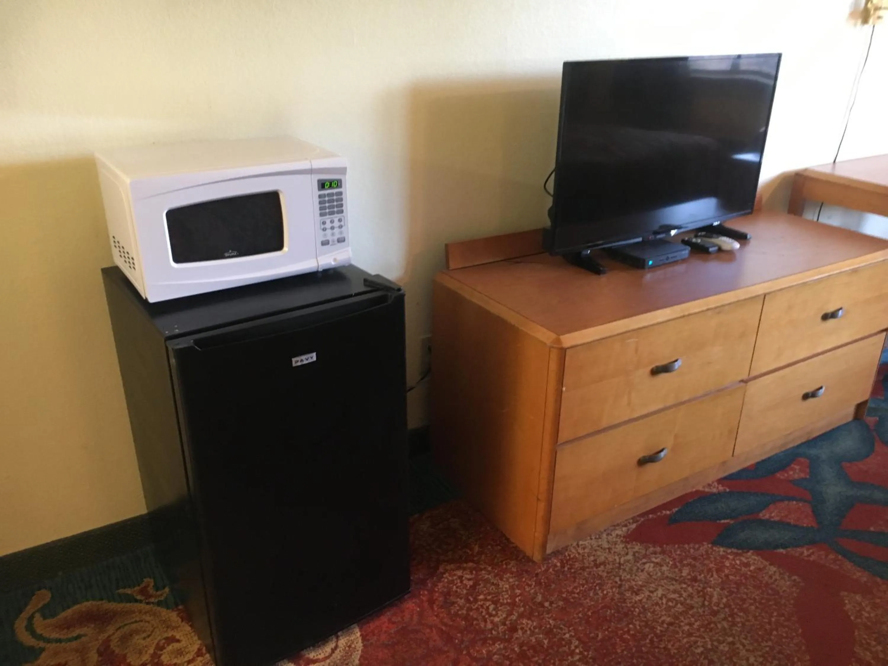 TV and multimedia in Executive Inn Odessa