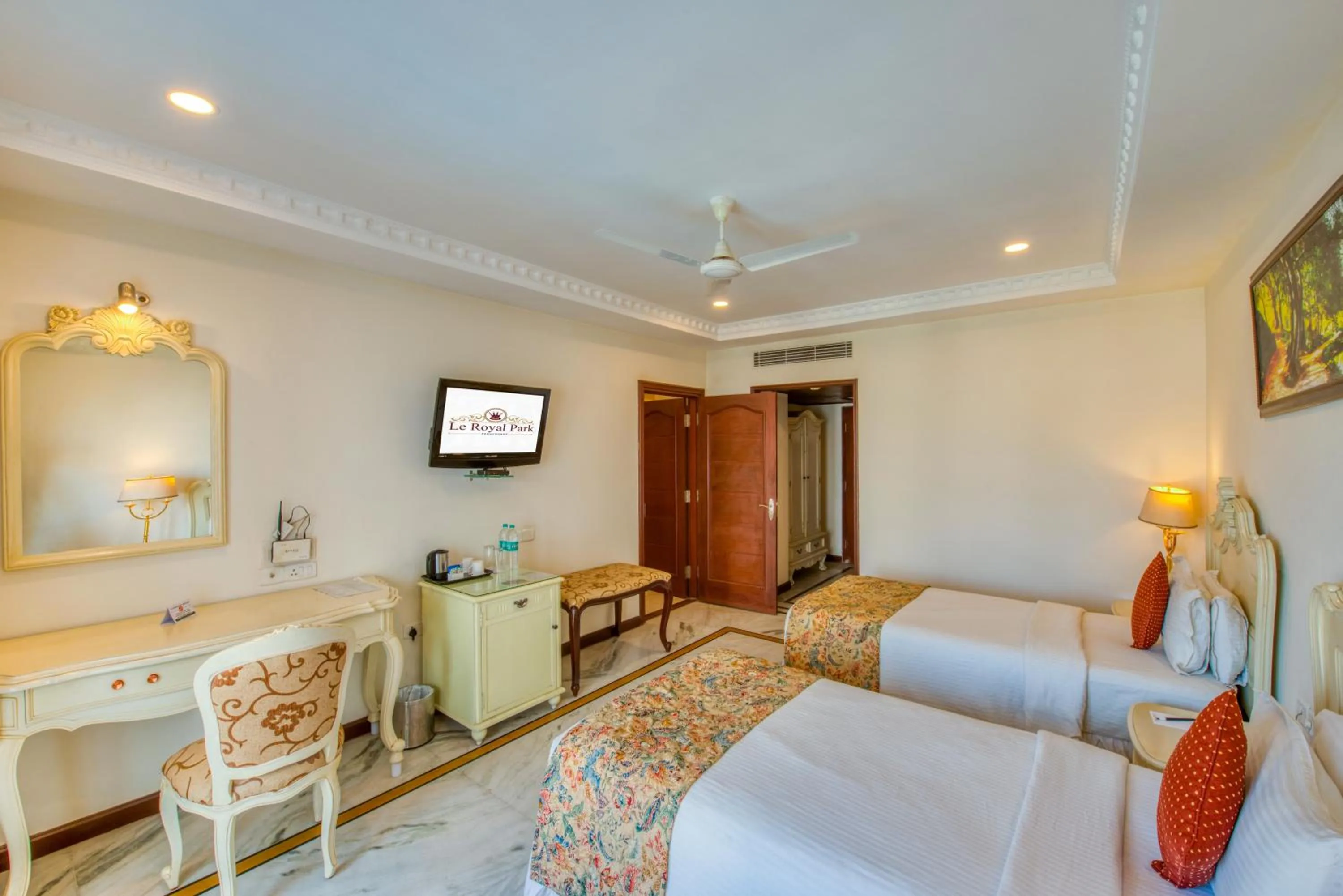 Bed in Hotel Le Royal Park - Puducherry