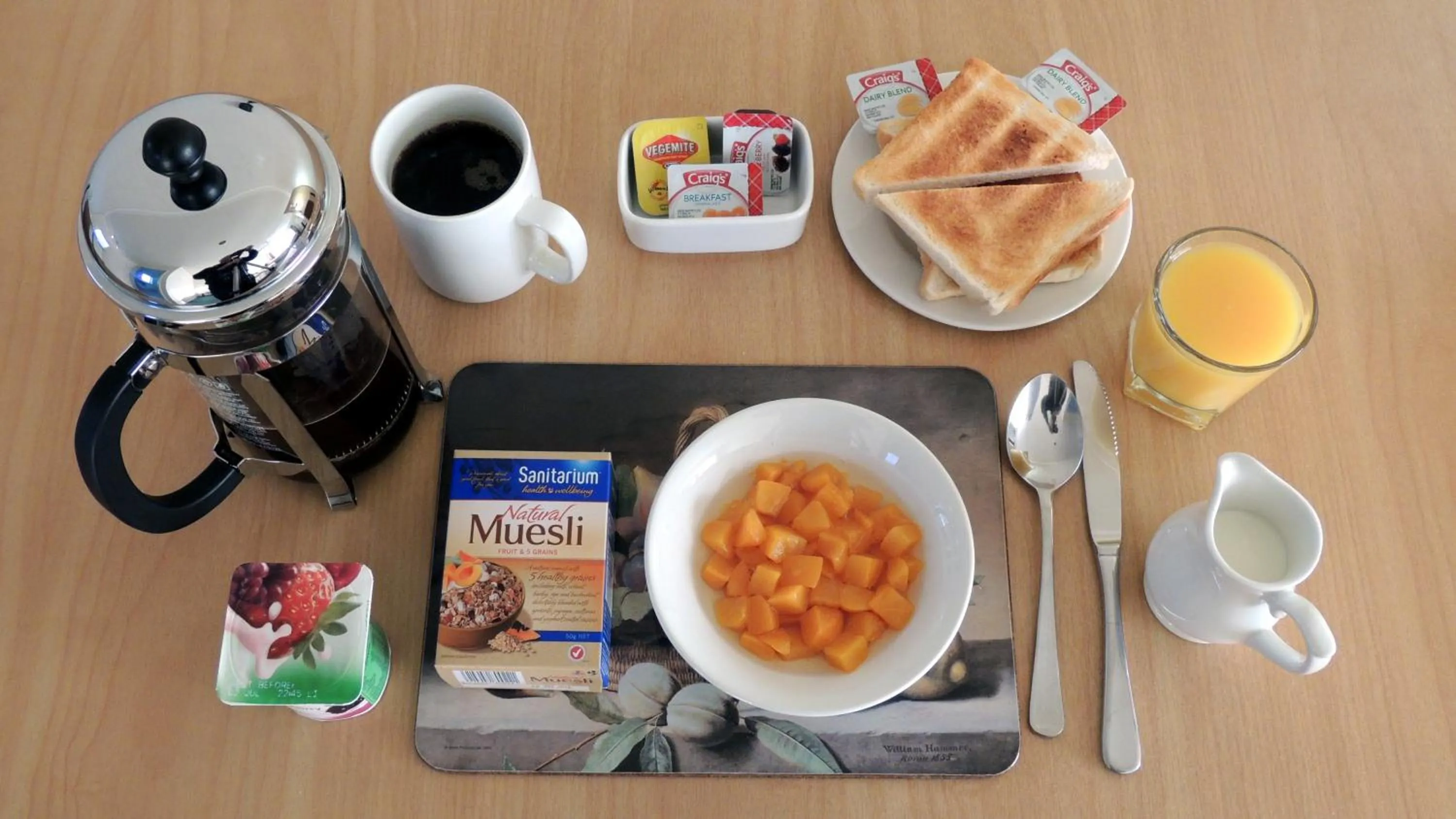 Breakfast in Central Motor Lodge