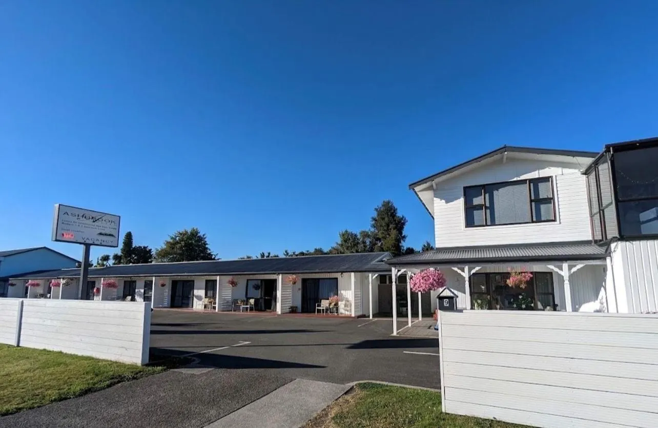 Property building in Ashbrook Motel Taupo
