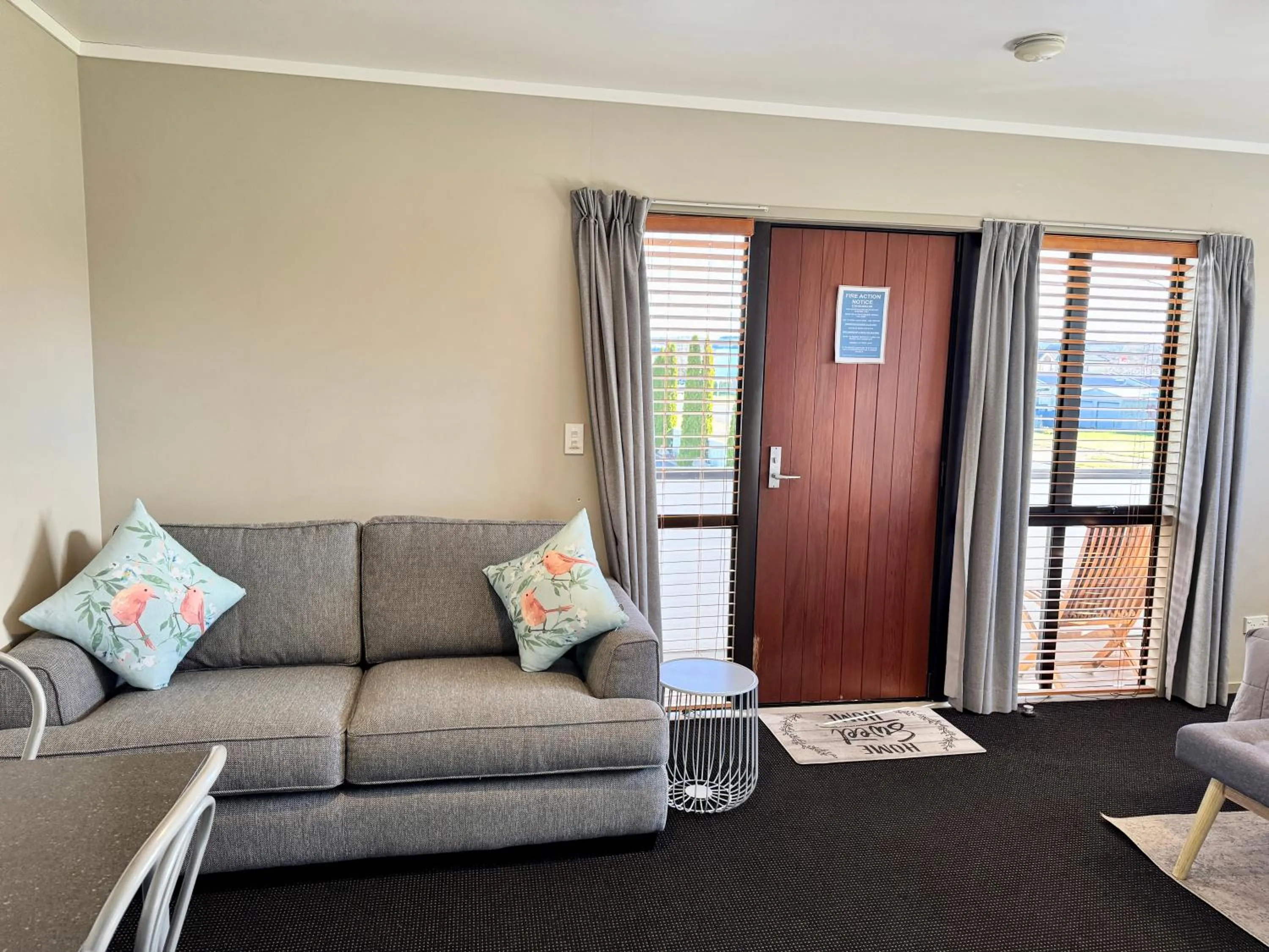 Living room in Ashbrook Motel Taupo