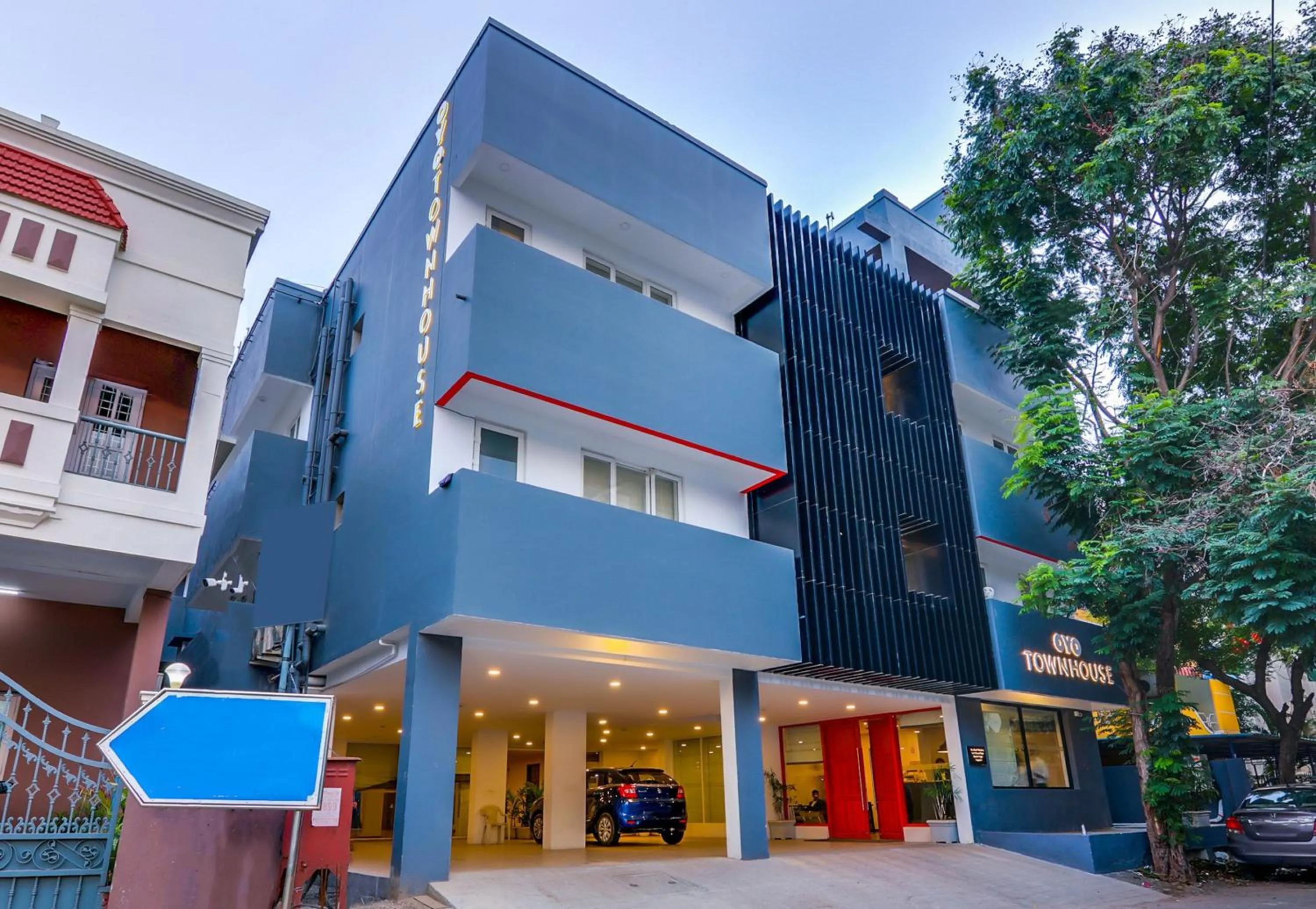 Property building in Townhouse Welcome INN