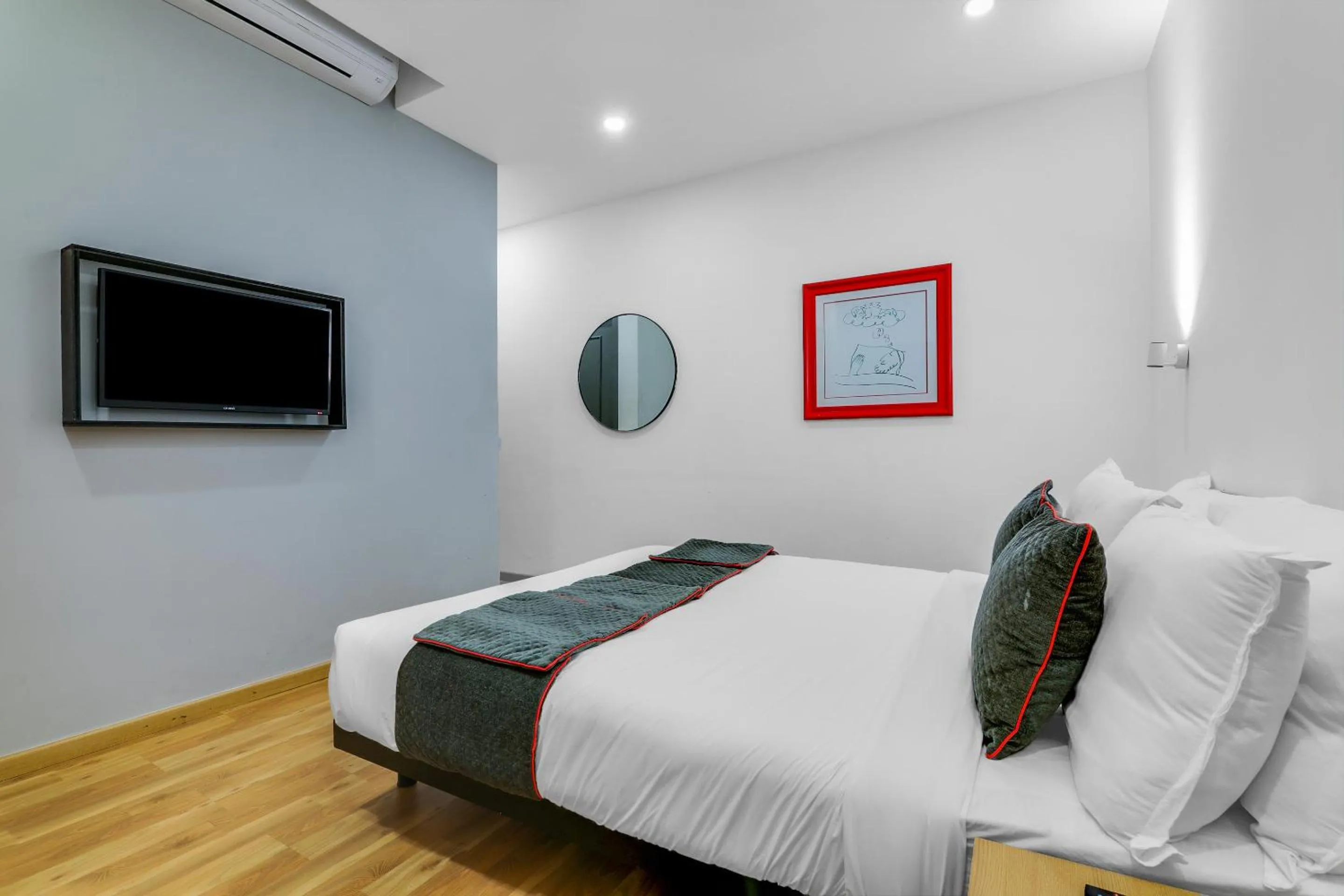 Bedroom, Bed in Townhouse Welcome INN