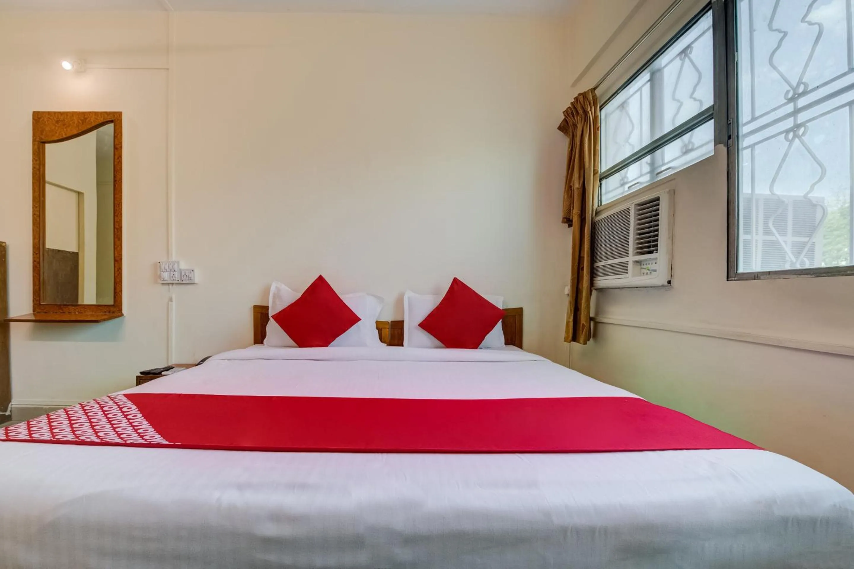 Bed in Hotel O Kamini