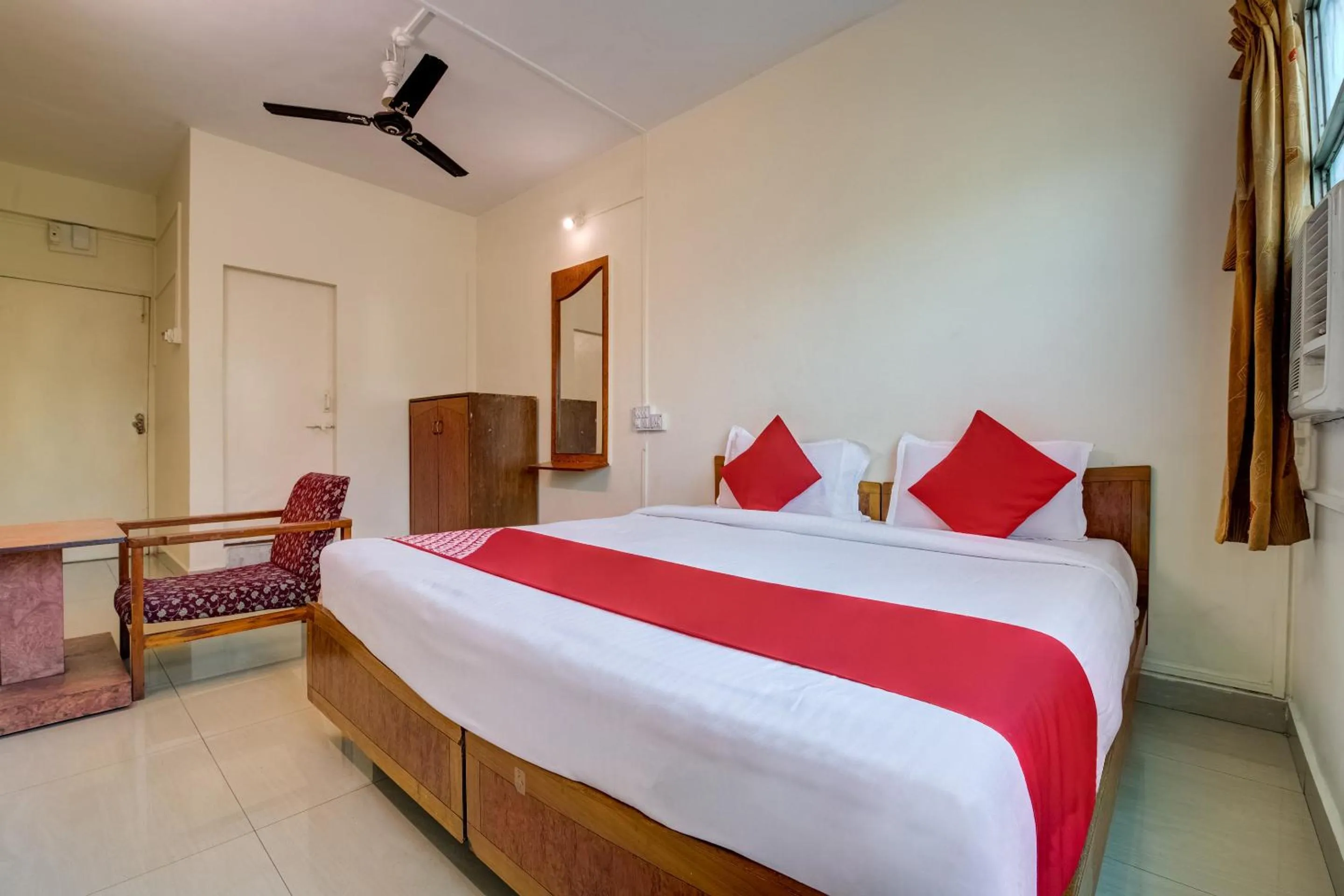 Bed in Hotel O Kamini