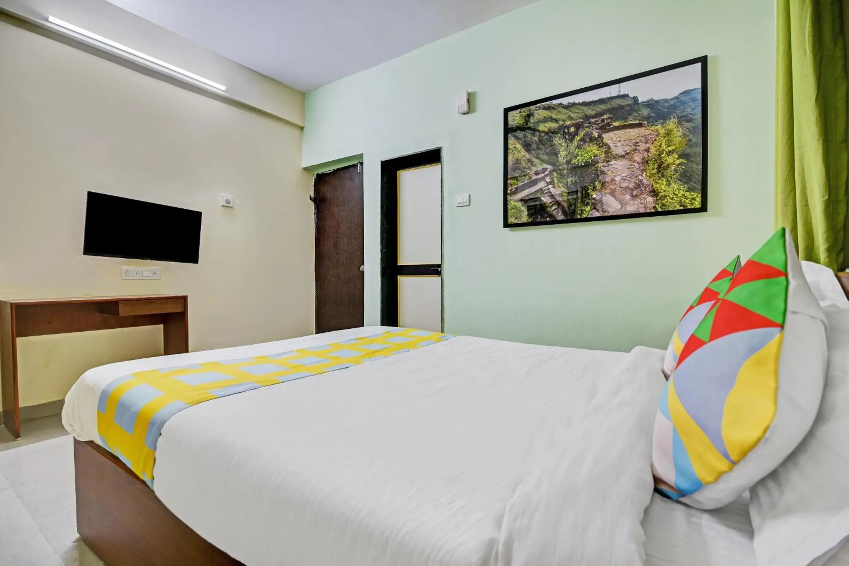 Bedroom, Bed in Hotel O Saiinn Bedroom, Bed in Hotel O Saiinn