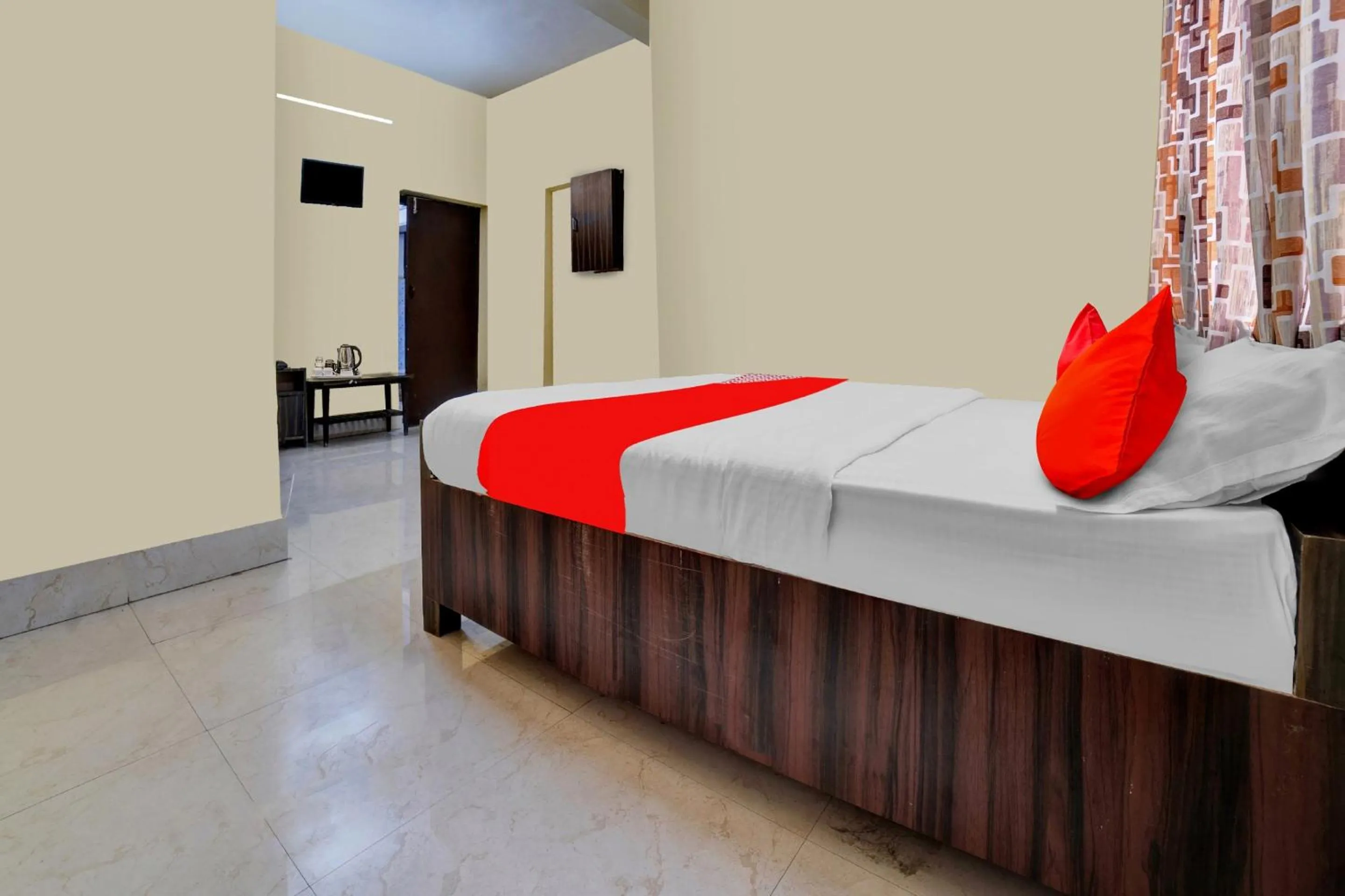 Bedroom, Bed in Super Hotel O Prakash Inn