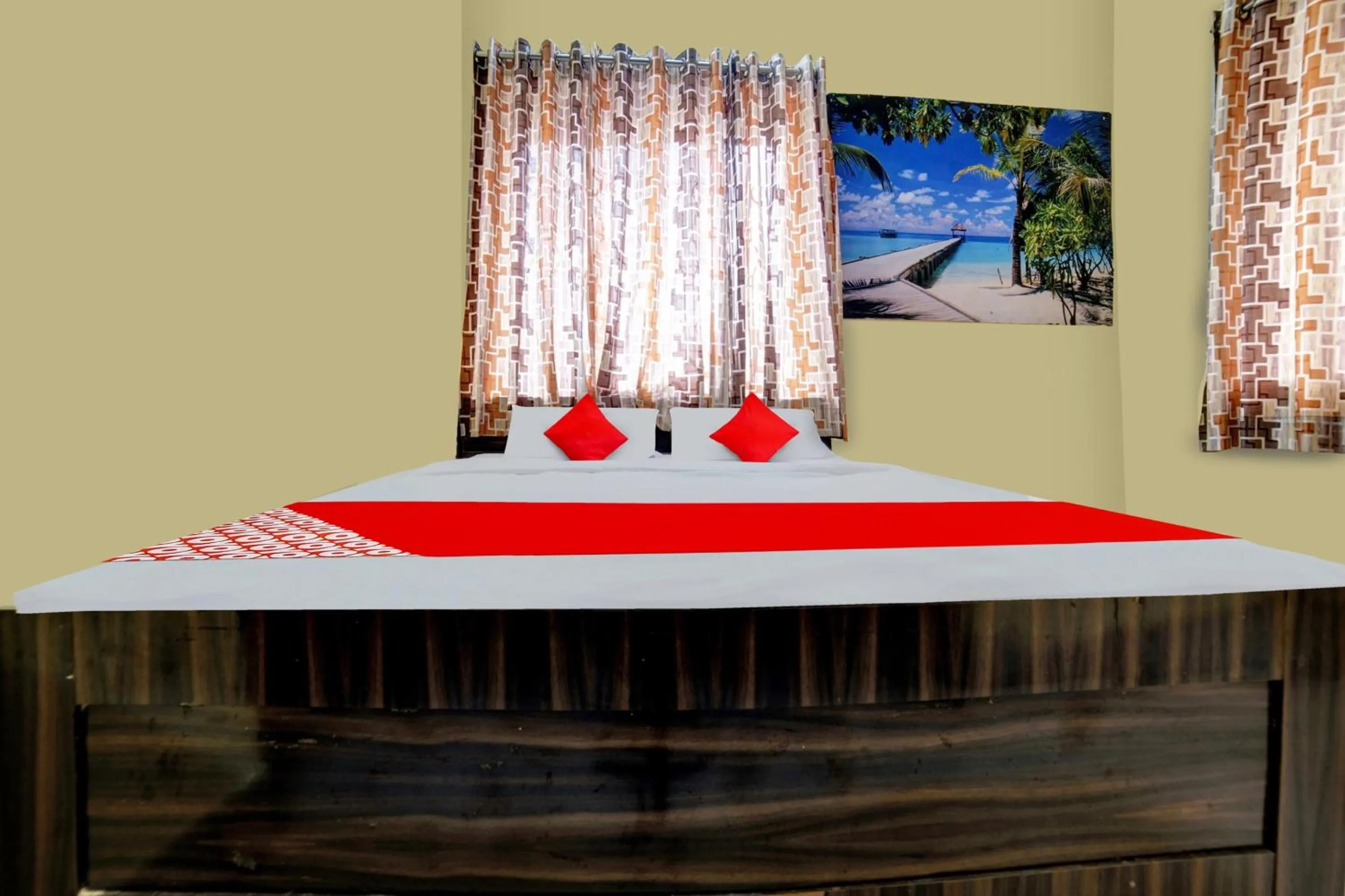 Bedroom, Bed in Super Hotel O Prakash Inn