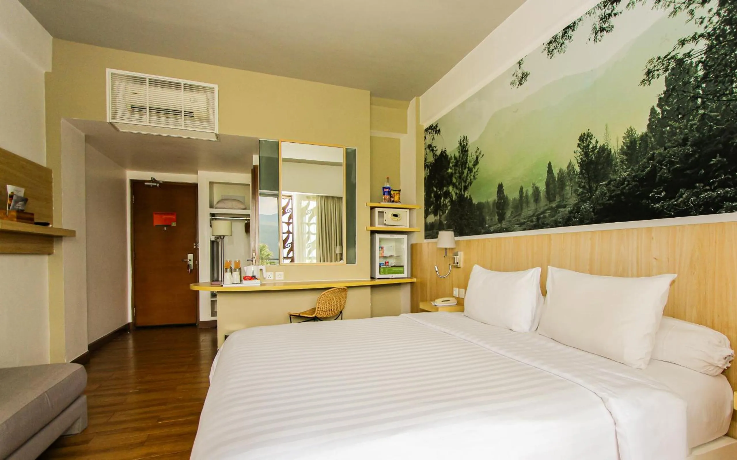 Bed in Pesona Alam Resort & Spa