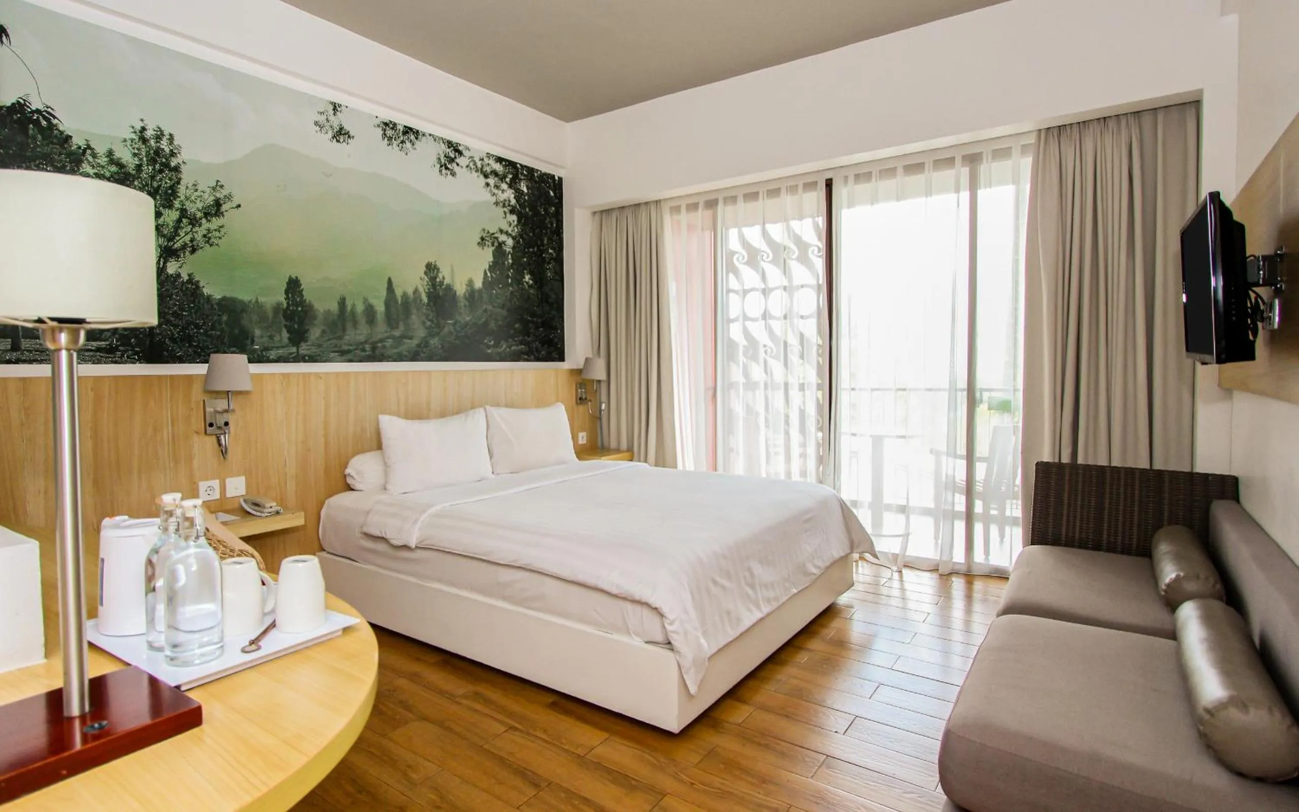 Bed in Pesona Alam Resort & Spa