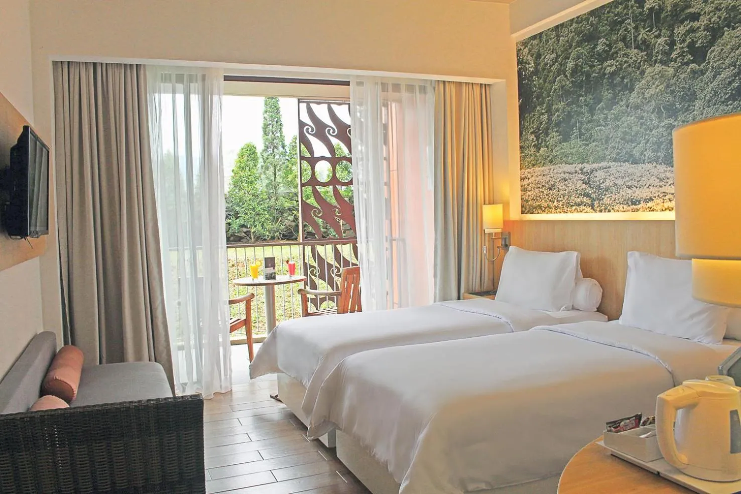 Bed in Pesona Alam Resort & Spa