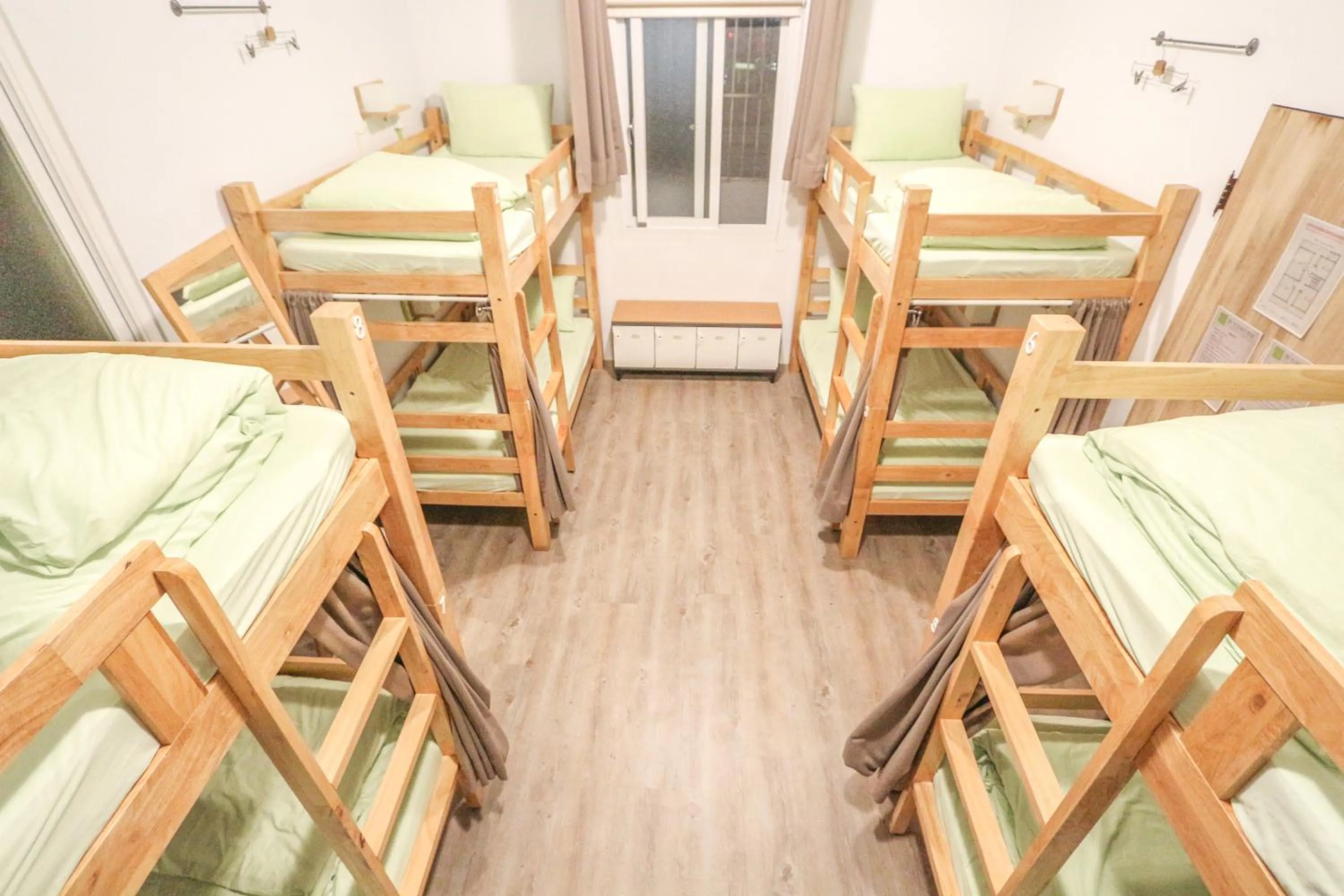 Spring, Bed in T-Life Hostel