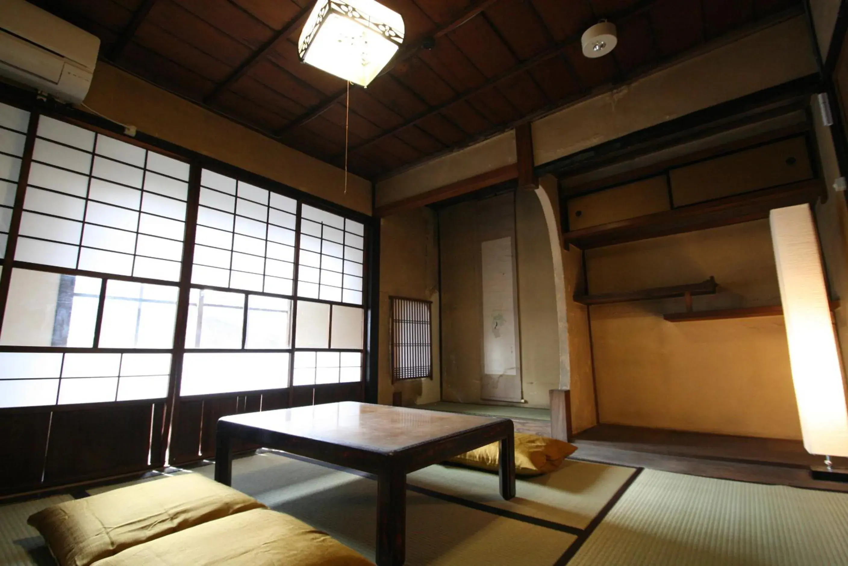 Photo of the whole room in HARUYA Umekoji Photo of the whole room in HARUYA Umekoji