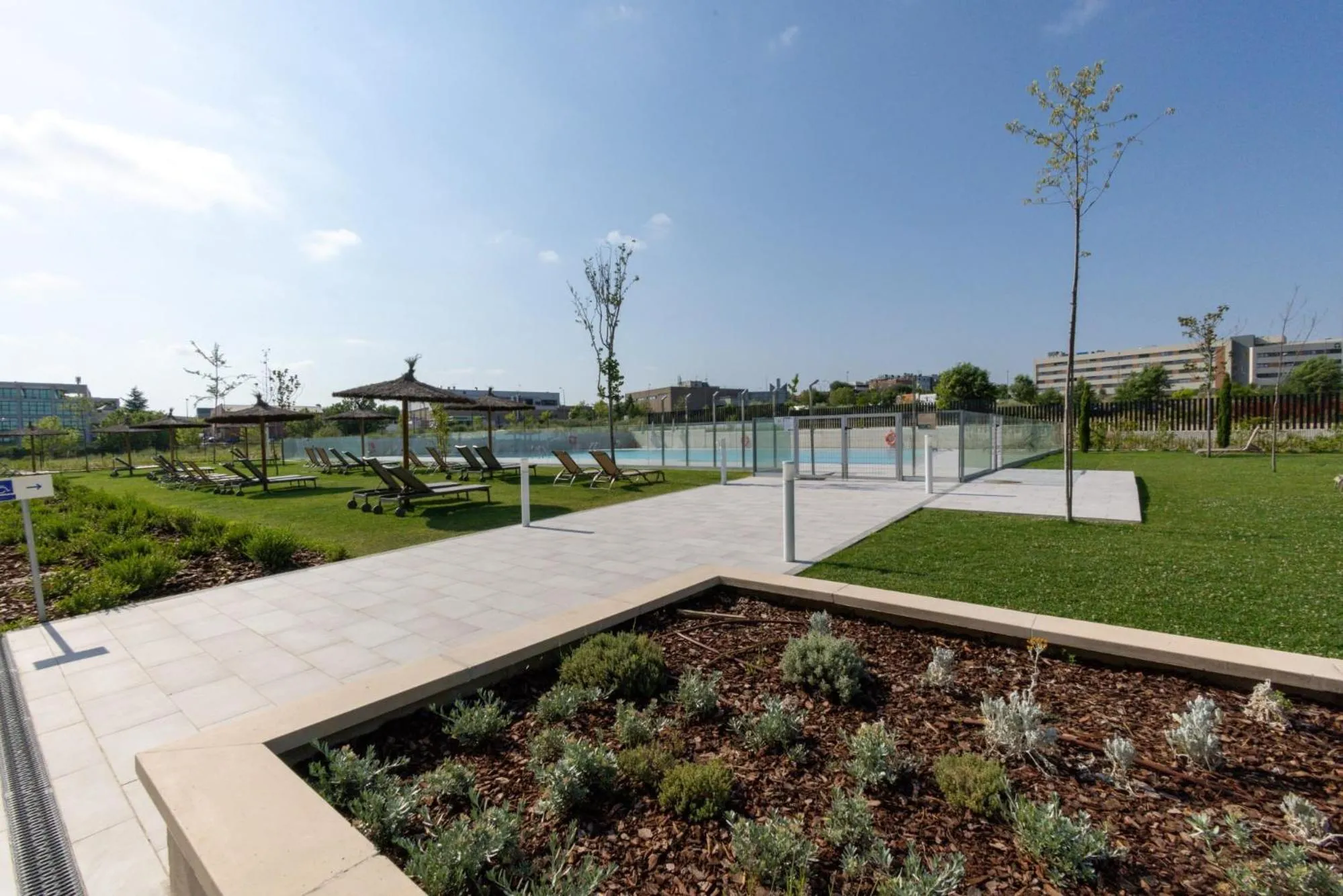 Swimming pool in Be Casa Alcobendas