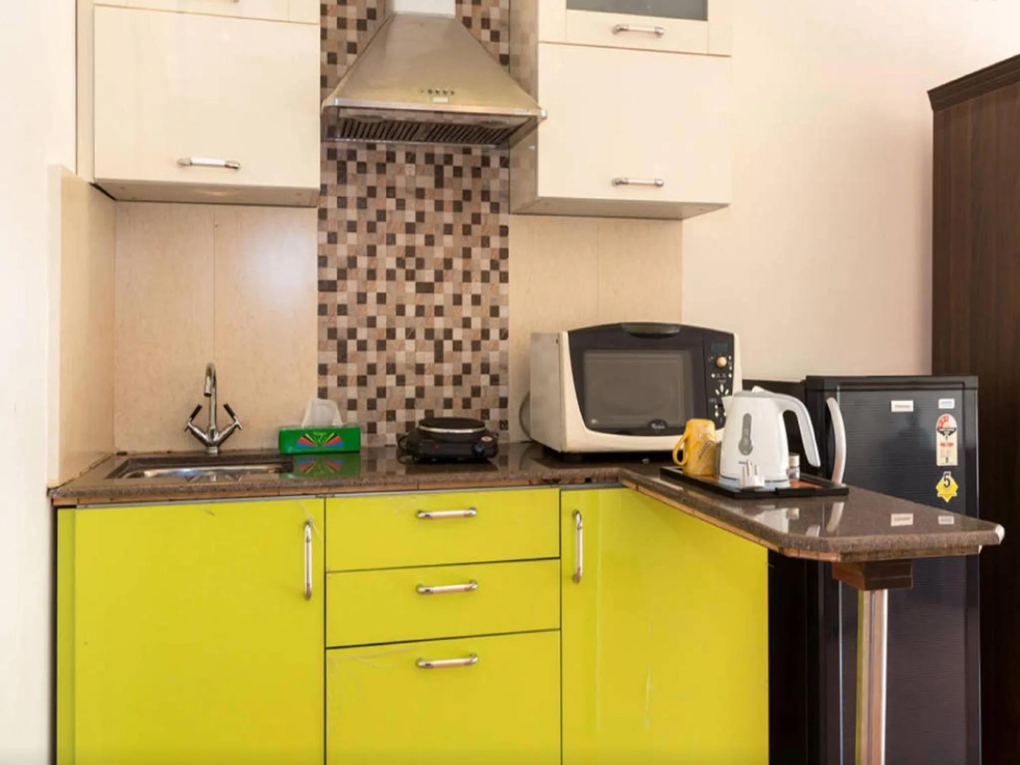 Kitchen or kitchenette in Amidst Monuments and Serenity