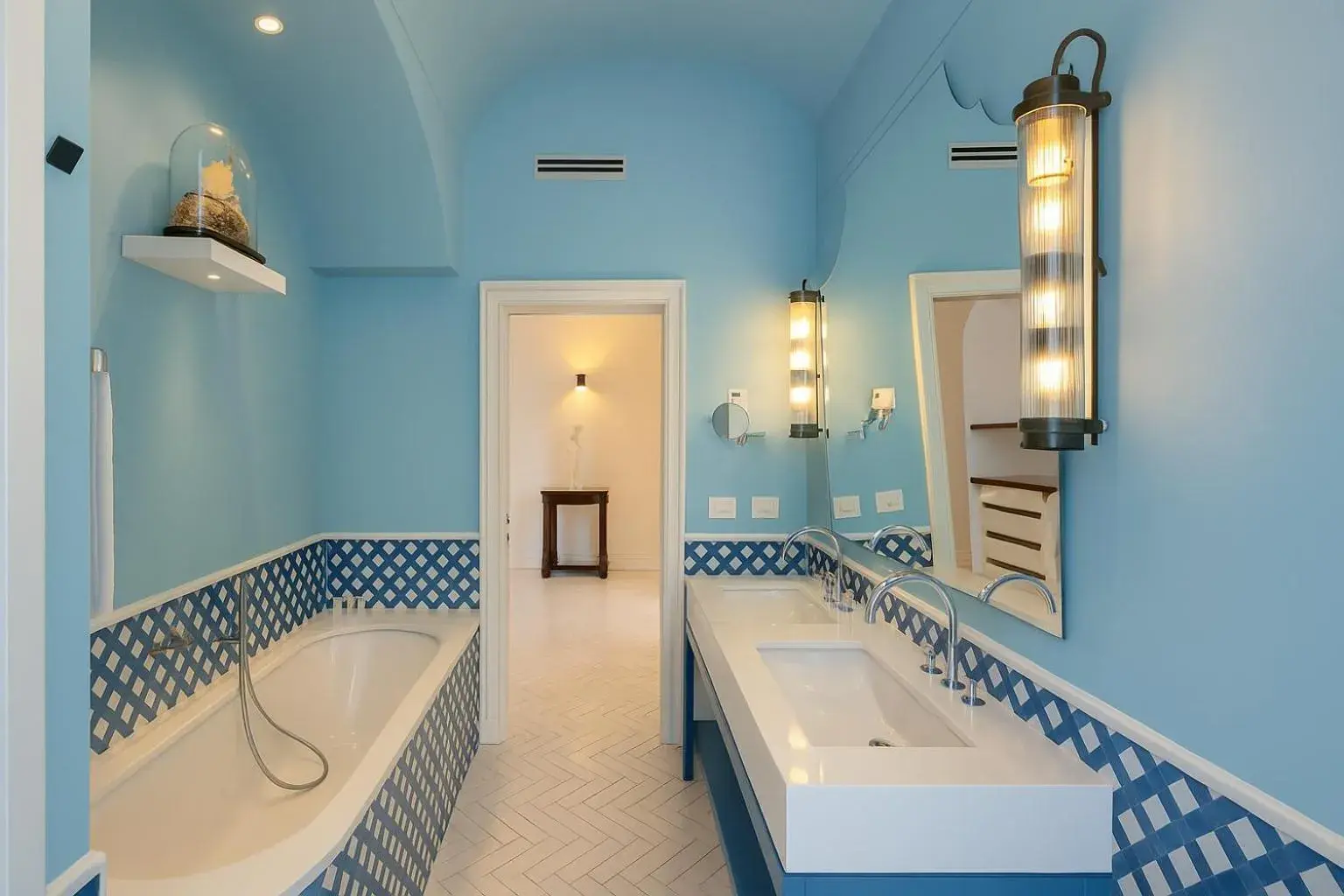 Superior Suite with Sea View in Grand Hotel Europa Palace Sorrento Superior Suite with Sea View in Grand Hotel Europa Palace Sorrento