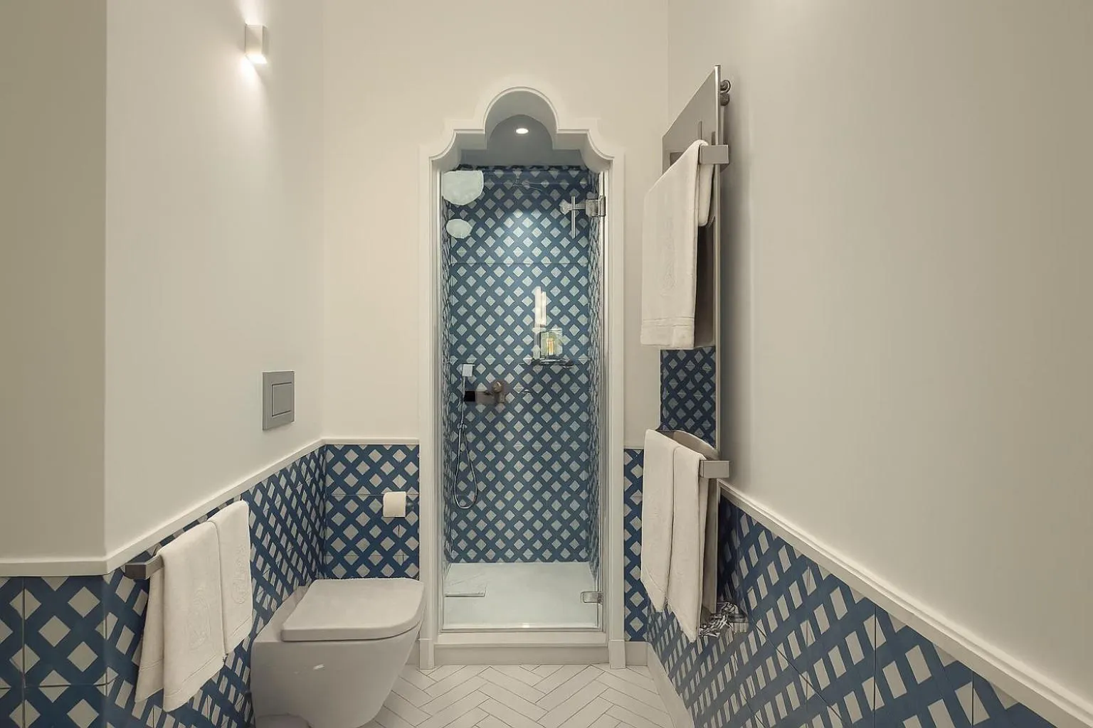 Shower in Grand Hotel Europa Palace Sorrento