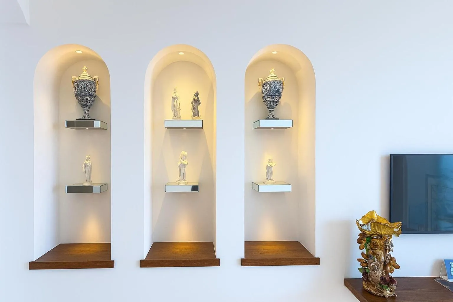 Decorative detail in Grand Hotel Europa Palace Sorrento