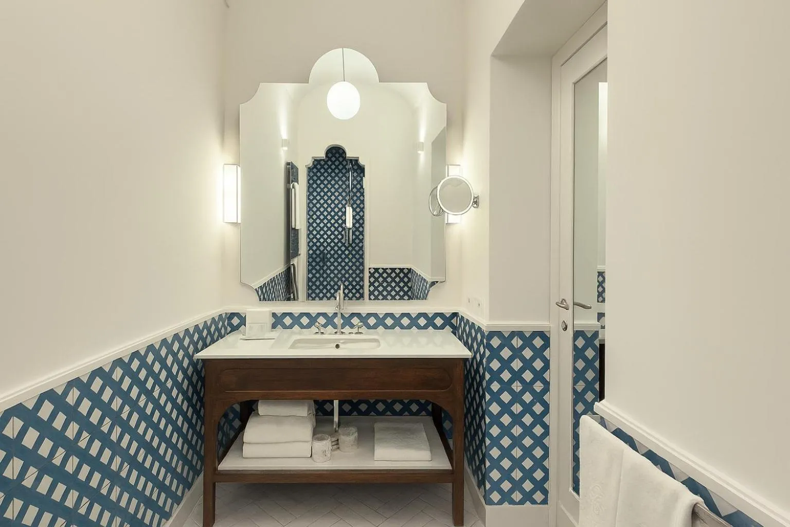 Bathroom in Grand Hotel Europa Palace Sorrento