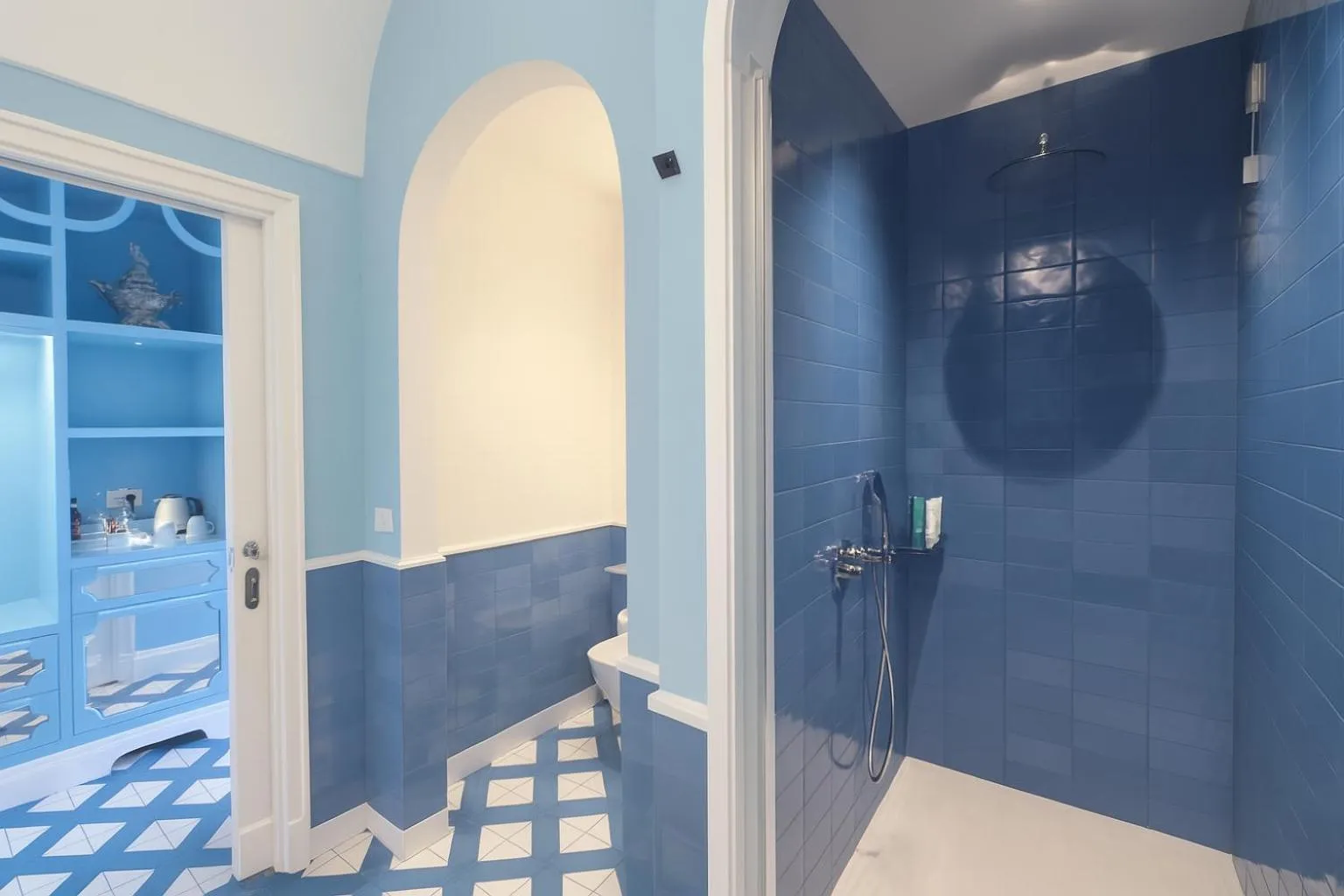 Shower in Grand Hotel Europa Palace Sorrento