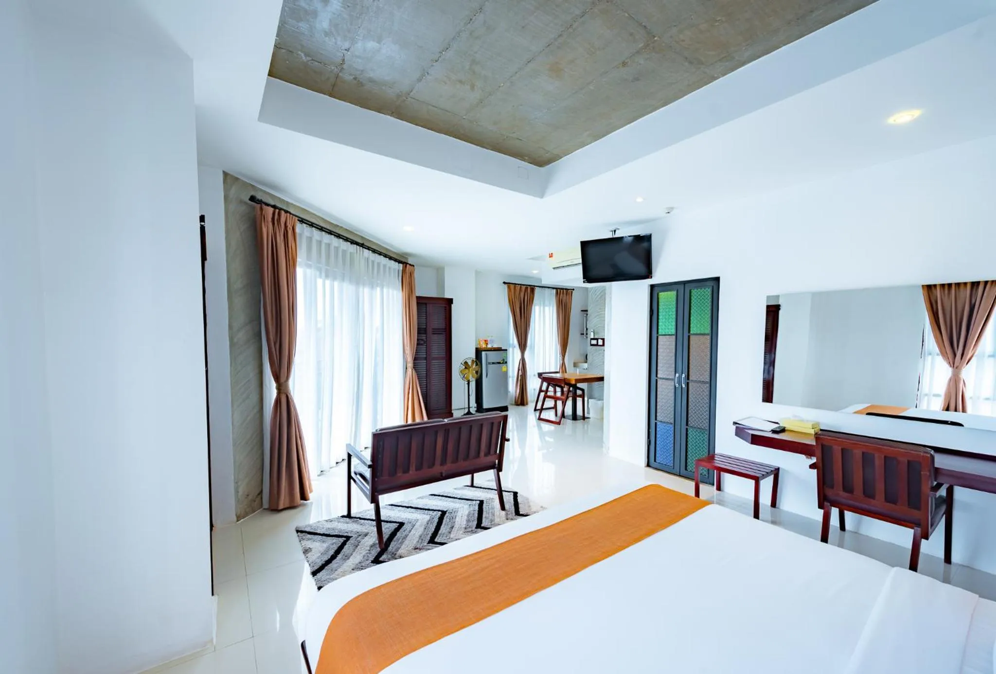 Seating area, Bed in S Park Design Hotel