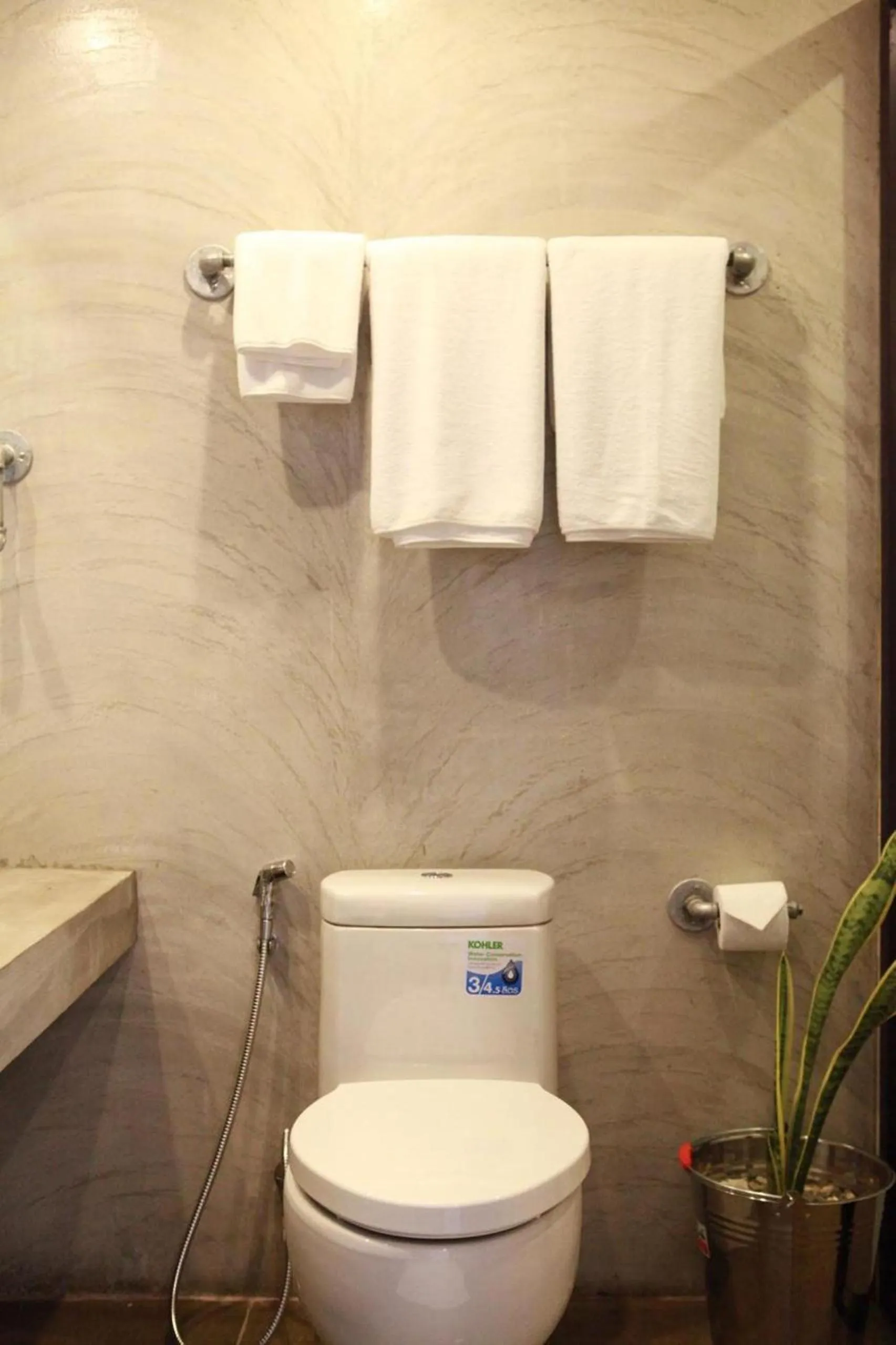 Toilet in S Park Design Hotel