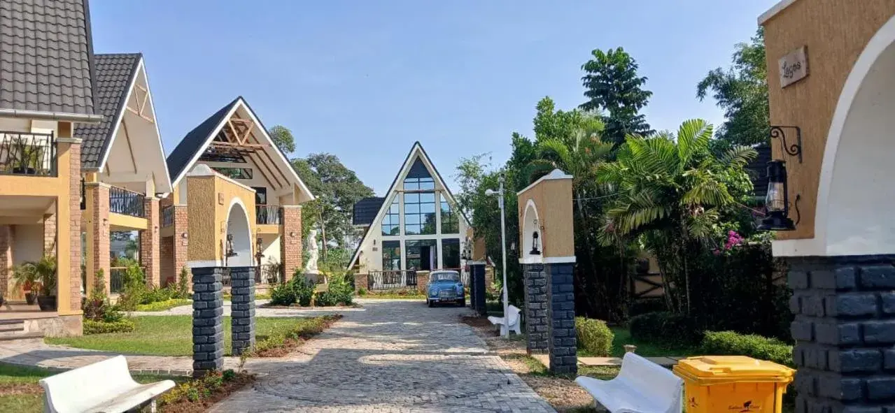 Explorer Resort & Marina Explorer Resort & Marina