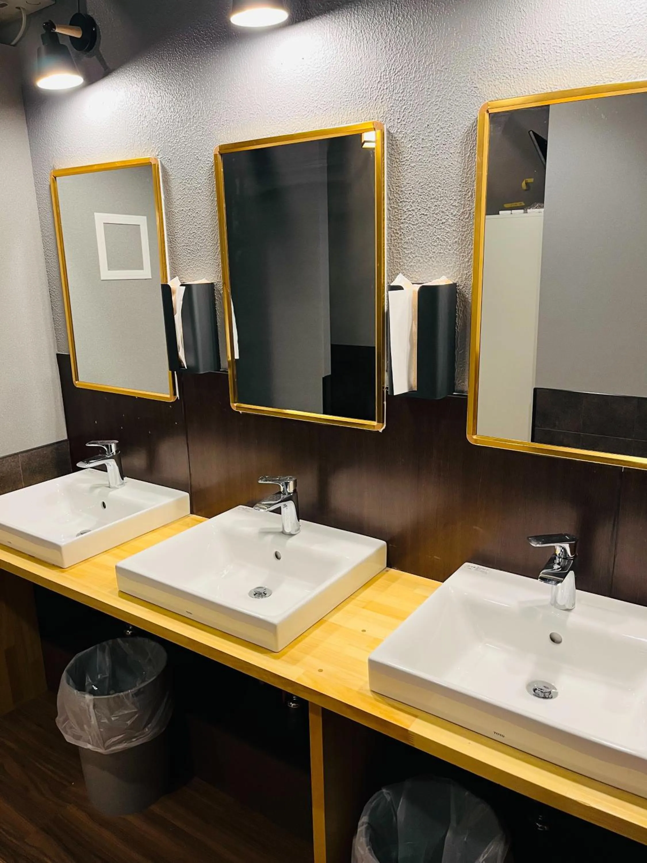 Mikami Asakusabashi Hotel