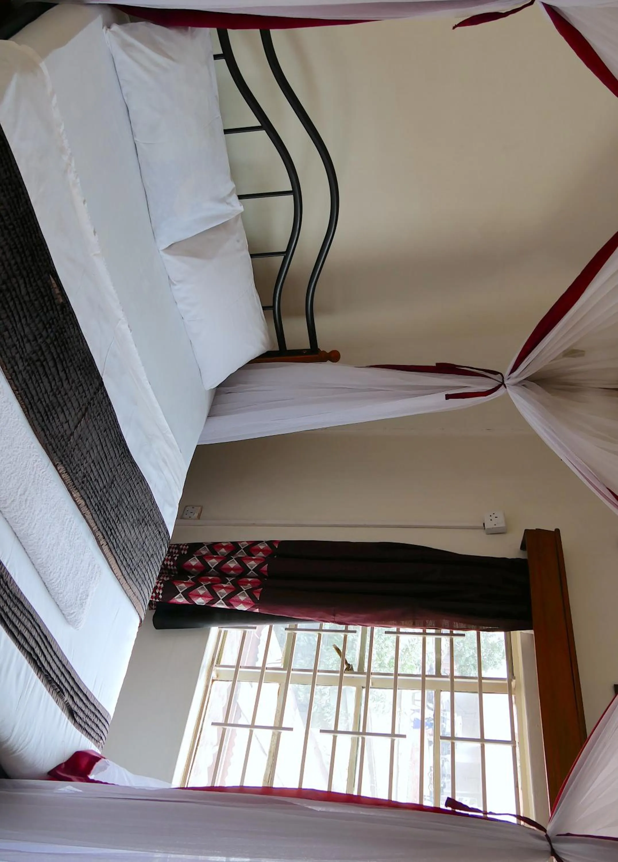 Bedroom in Hotel Acacia City