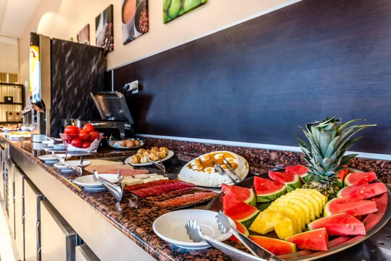 Food in Alcalá Plaza Food in Alcalá Plaza