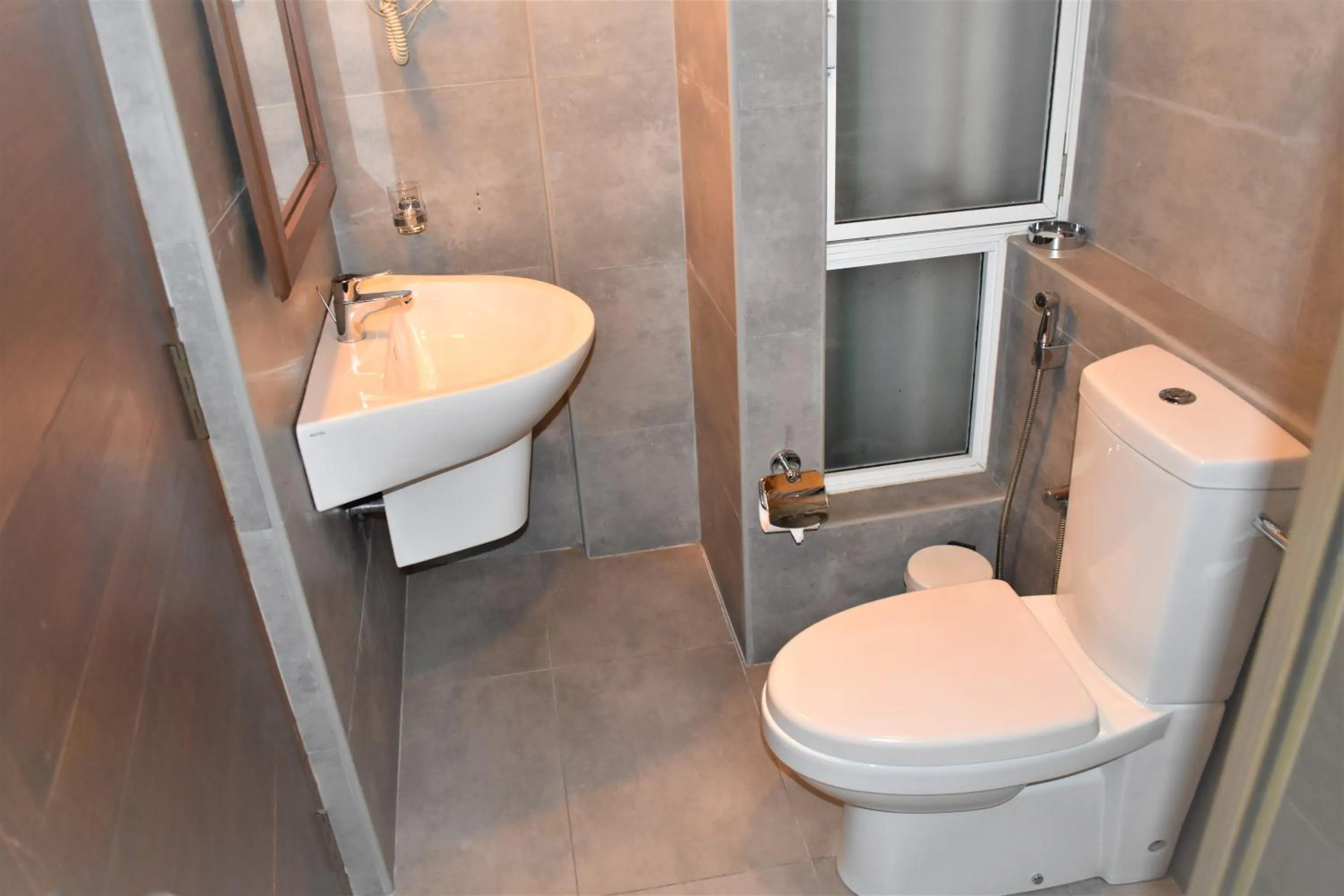 Bathroom in Port View City Hotel