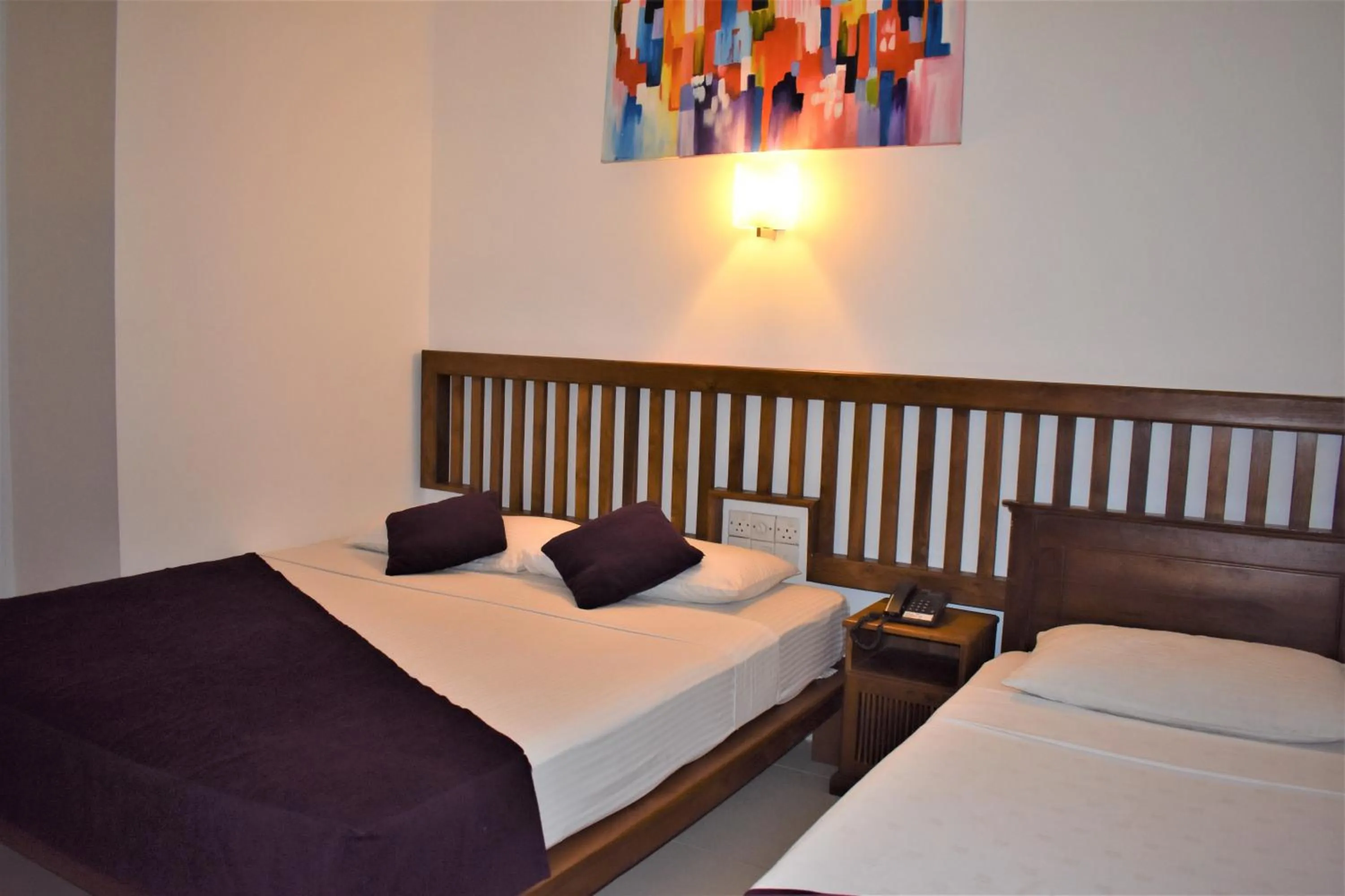 Photo of the whole room, Bed in Port View City Hotel