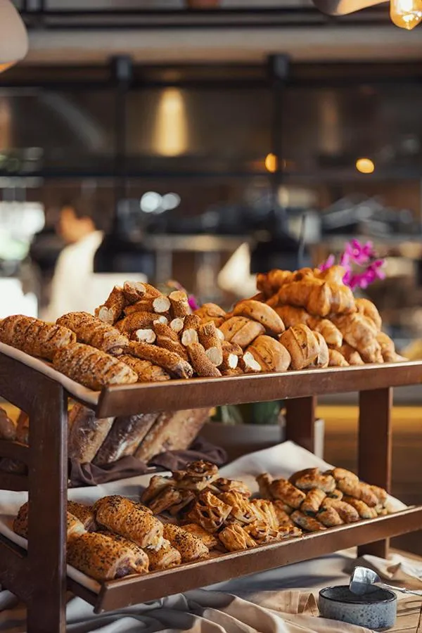 Restaurant/places to eat in En Vie Beach Boutique Hotel - Adults Only