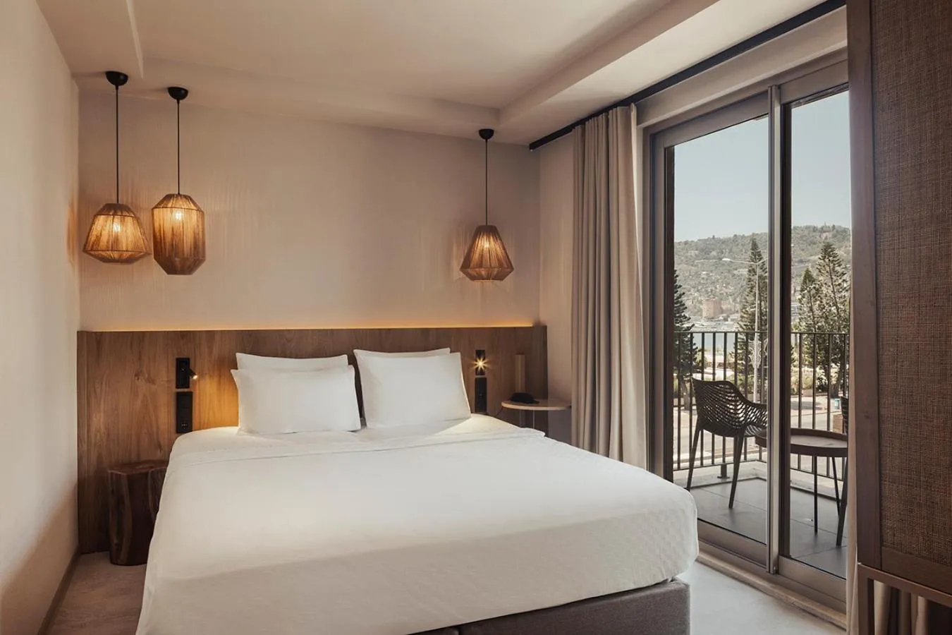 Bedroom, Bed in En Vie Beach Boutique Hotel - Adults Only