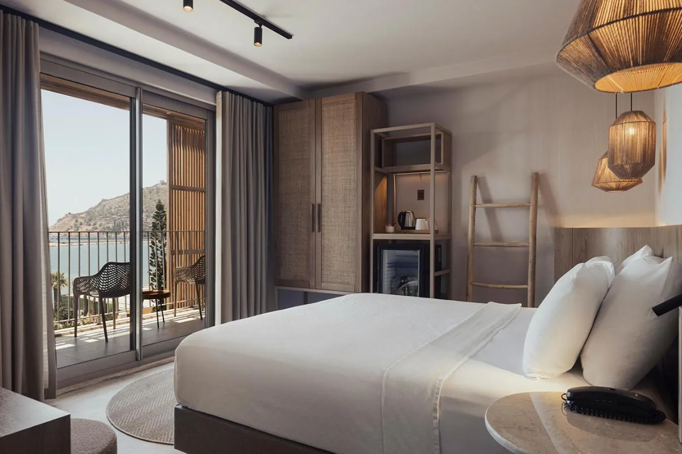 Bedroom, Bed in En Vie Beach Boutique Hotel - Adults Only