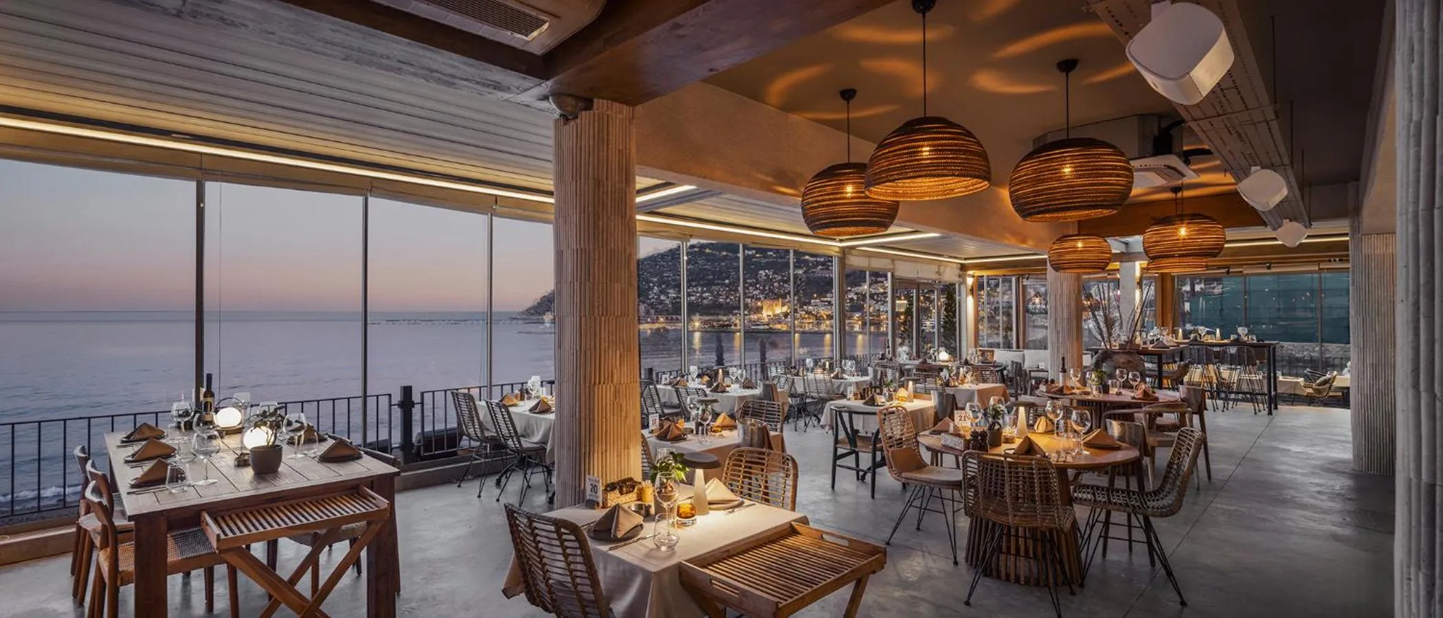 Restaurant/places to eat in En Vie Beach Boutique Hotel - Adults Only