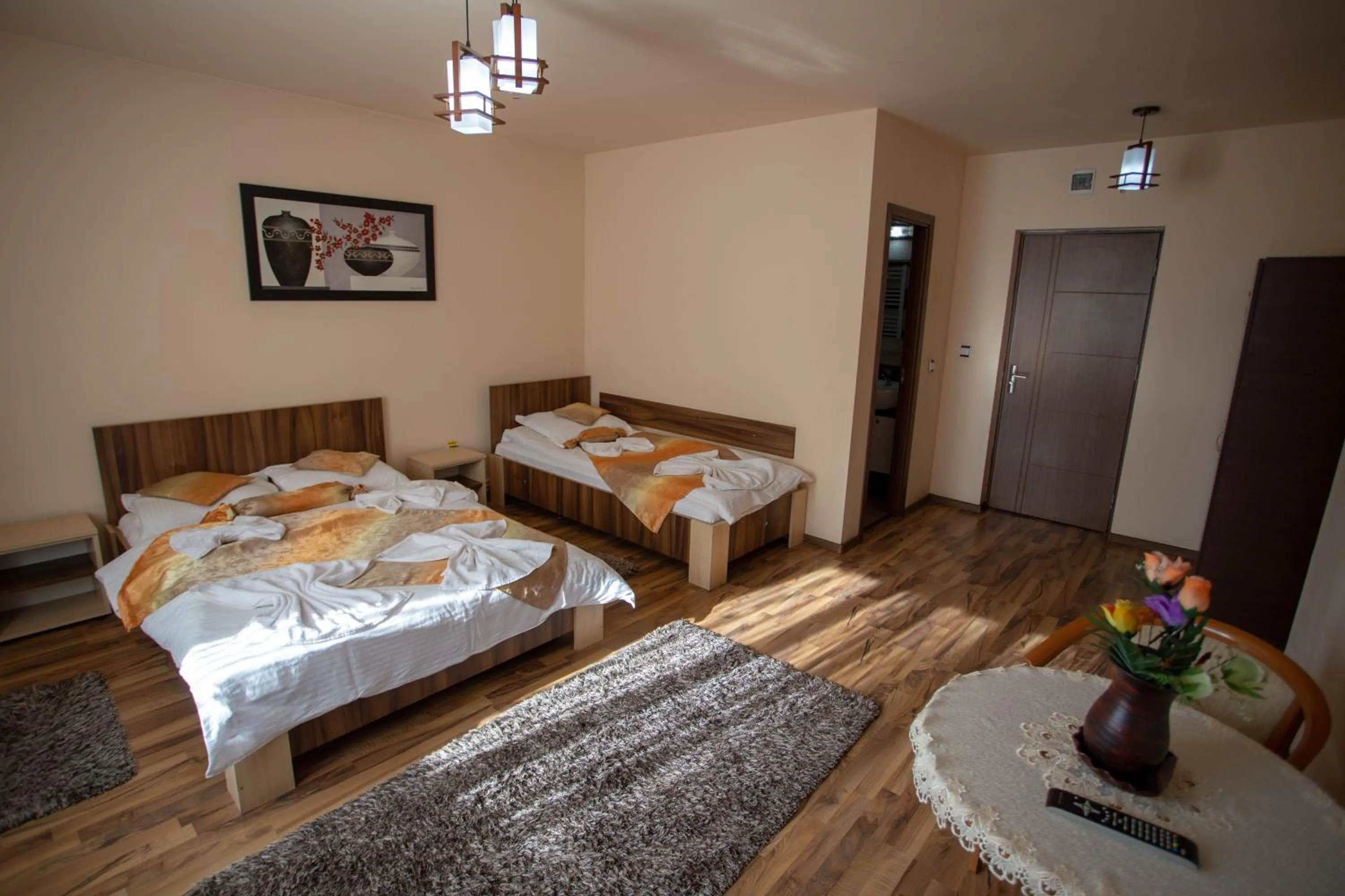 Photo of the whole room, Bed in Casa Alex