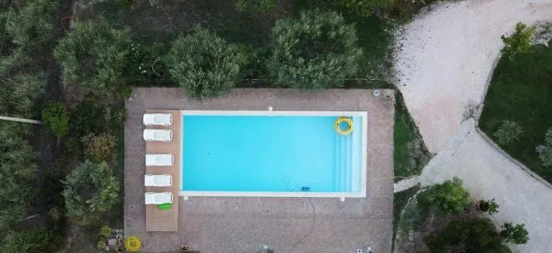 Pool view in Casale il Cerqueto