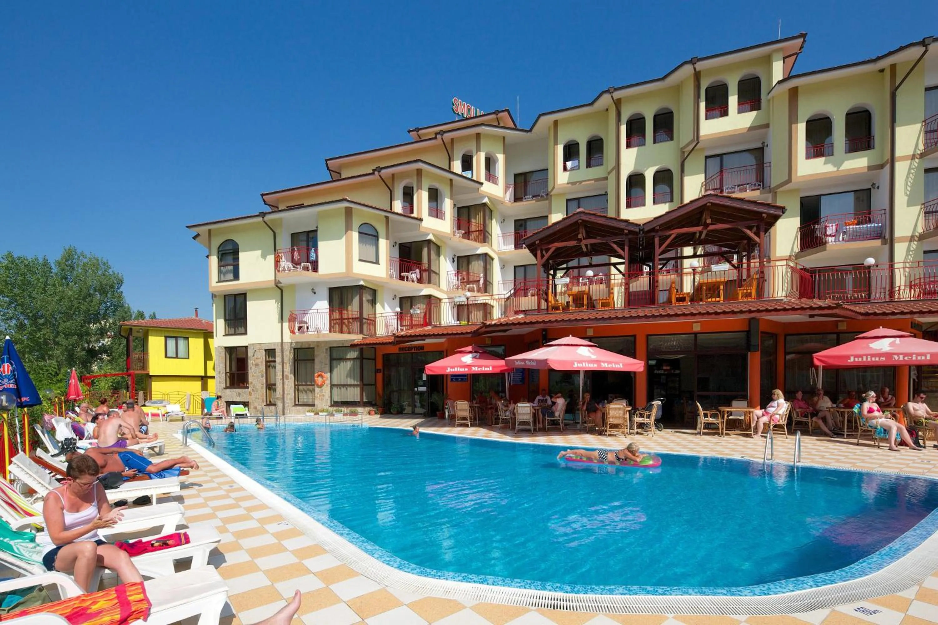 Day in Hotel Smolyan