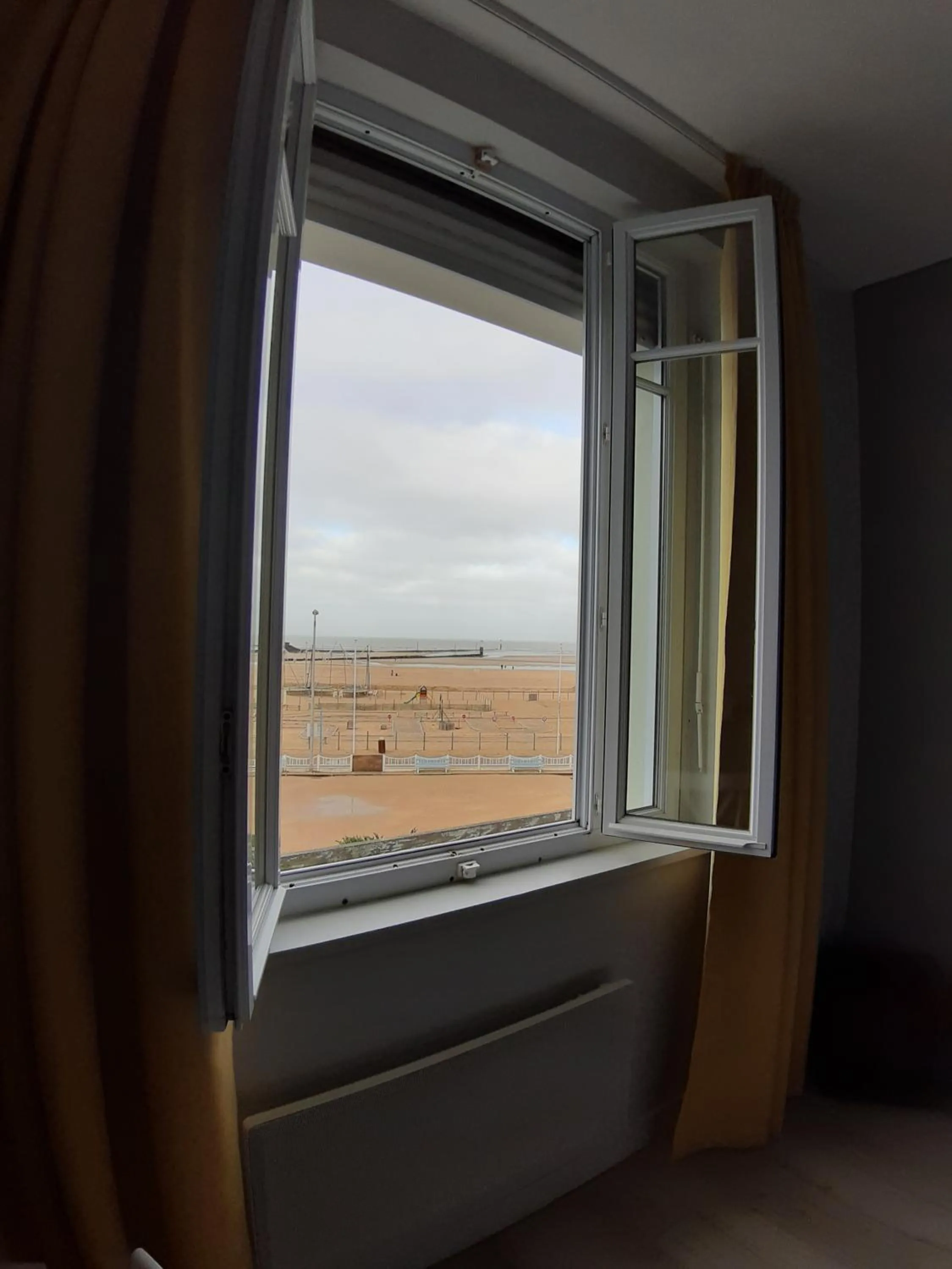 Sea view in Les Embruns