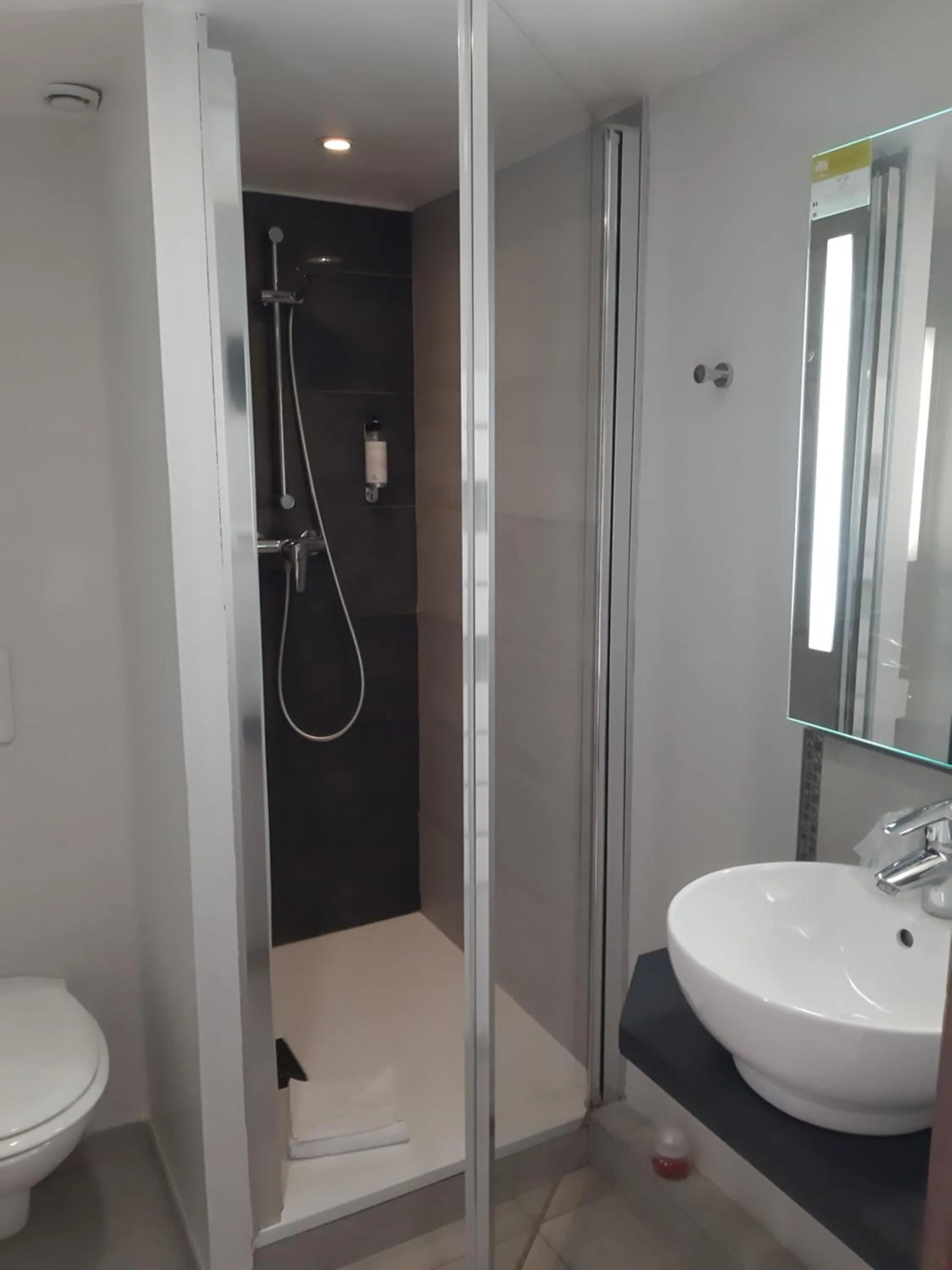 Bathroom in Les Embruns