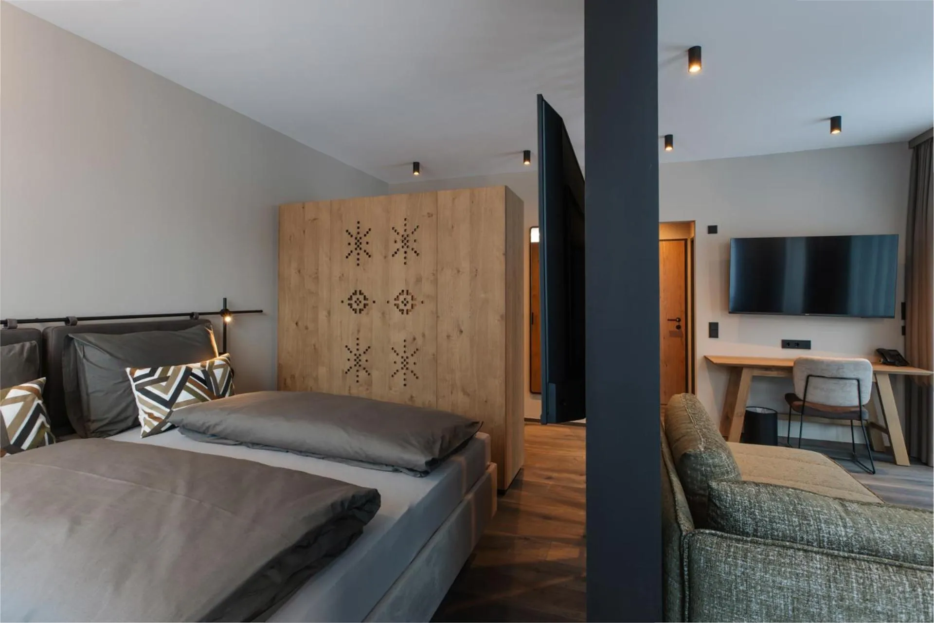 Photo of the whole room, Bed in Revier Boutique Hotel Kaprun