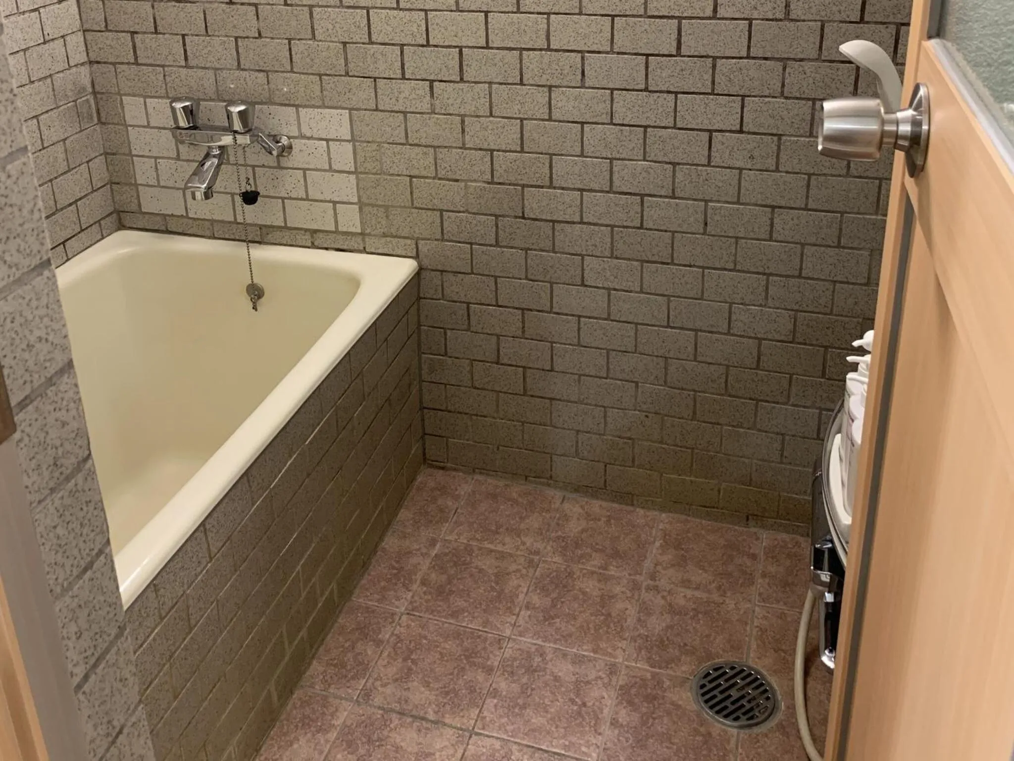 Bathroom in Sakaeya Hotel