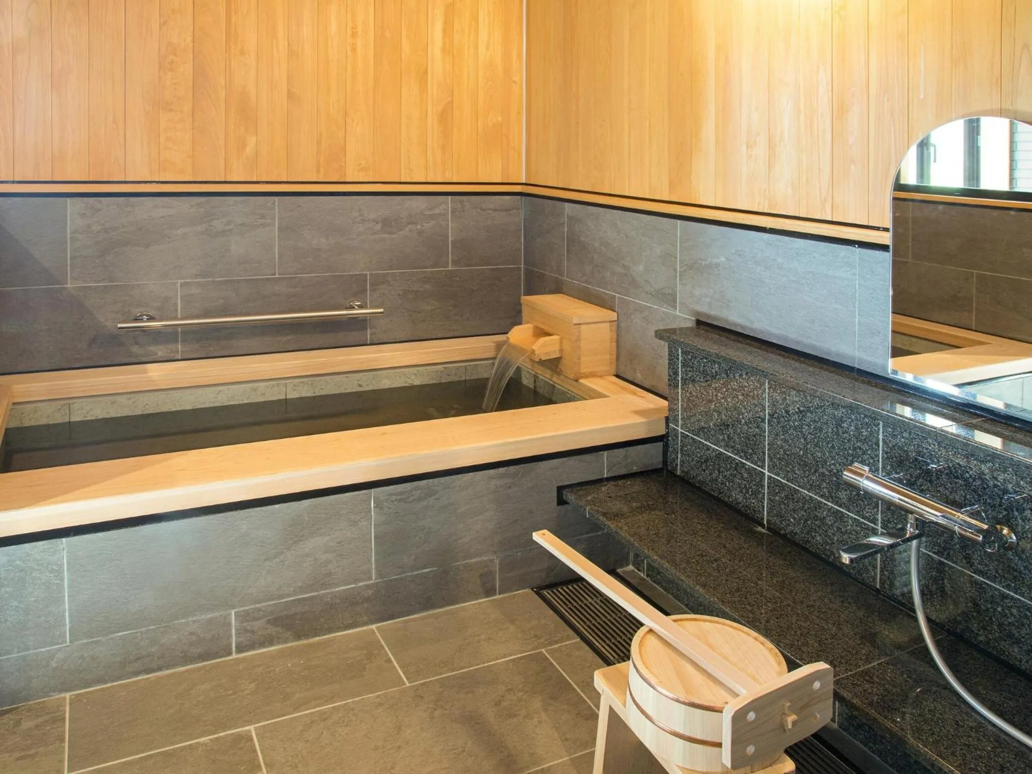 Bathroom in Sakaeya Hotel